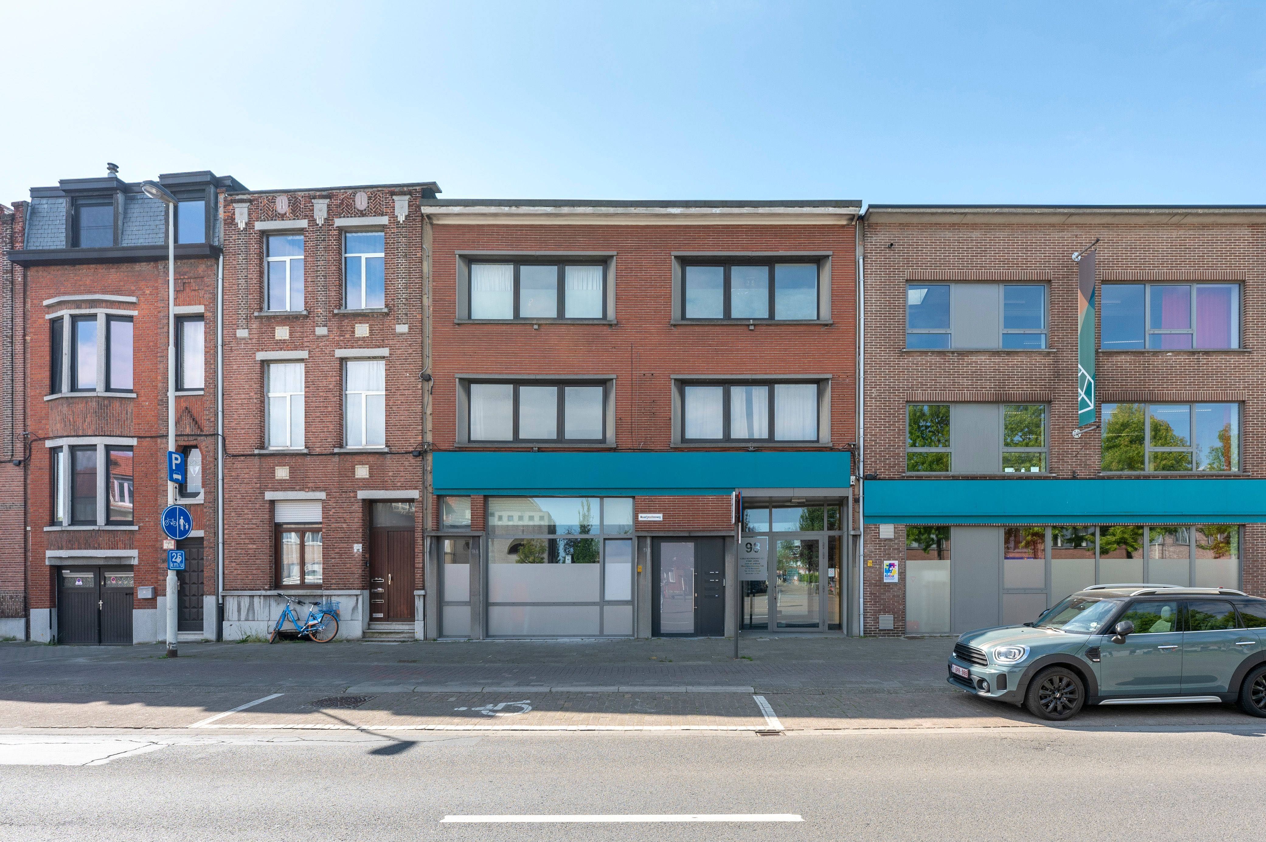 Tof éénslaapkamer appartement met terras in Merksem! foto {{pictureIndex}}