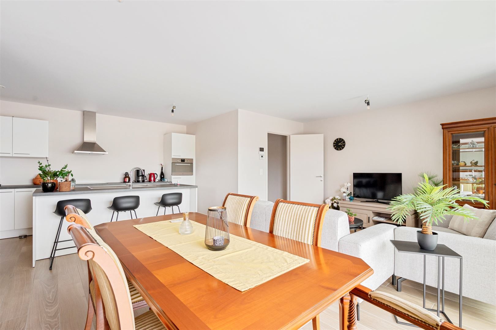 Nieuwbouwappartement met 2 slaapkamers en groot terras foto 9