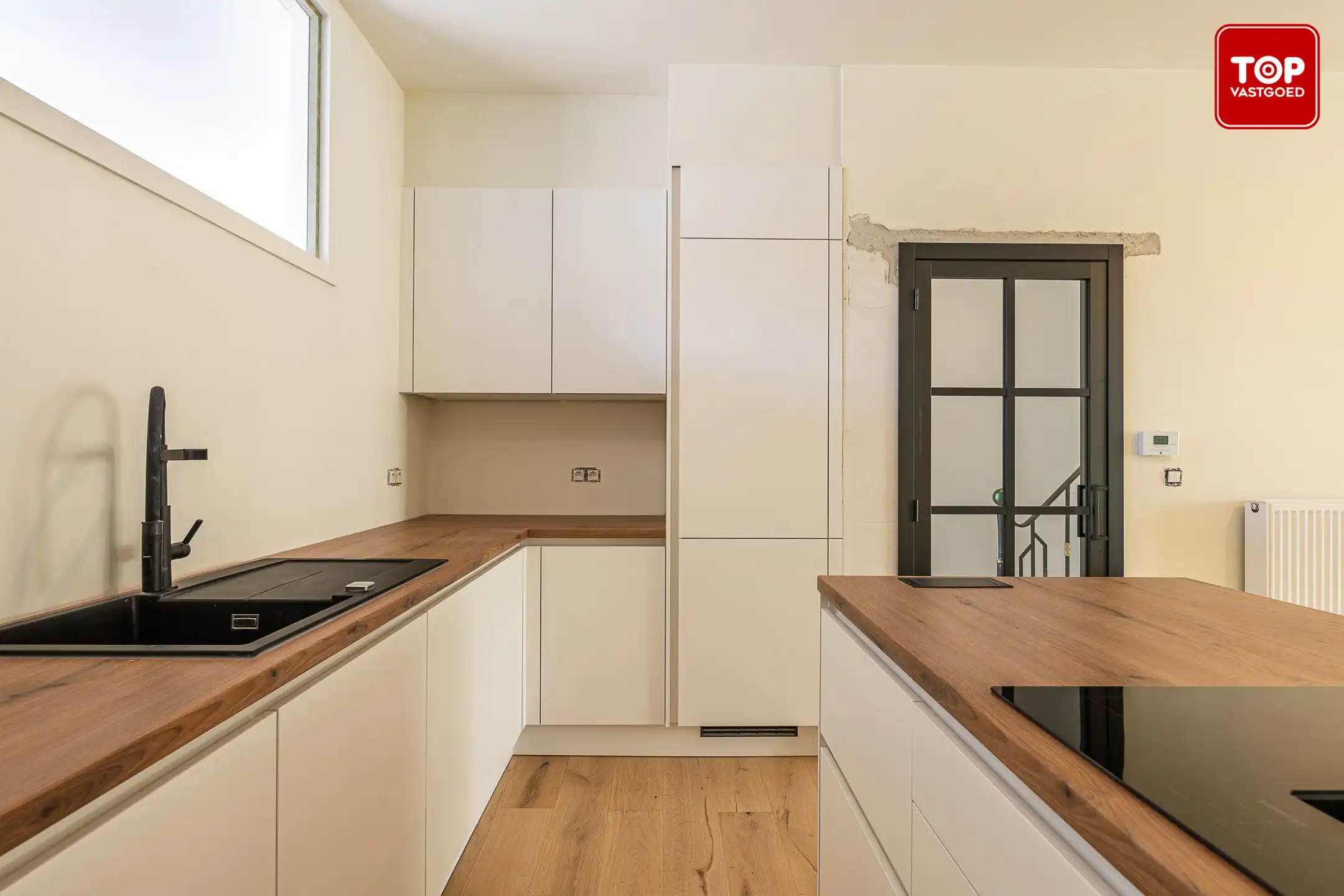 Totaal gerenoveerde woning met 3 slaapkamers en tuin (EPC A) foto 9