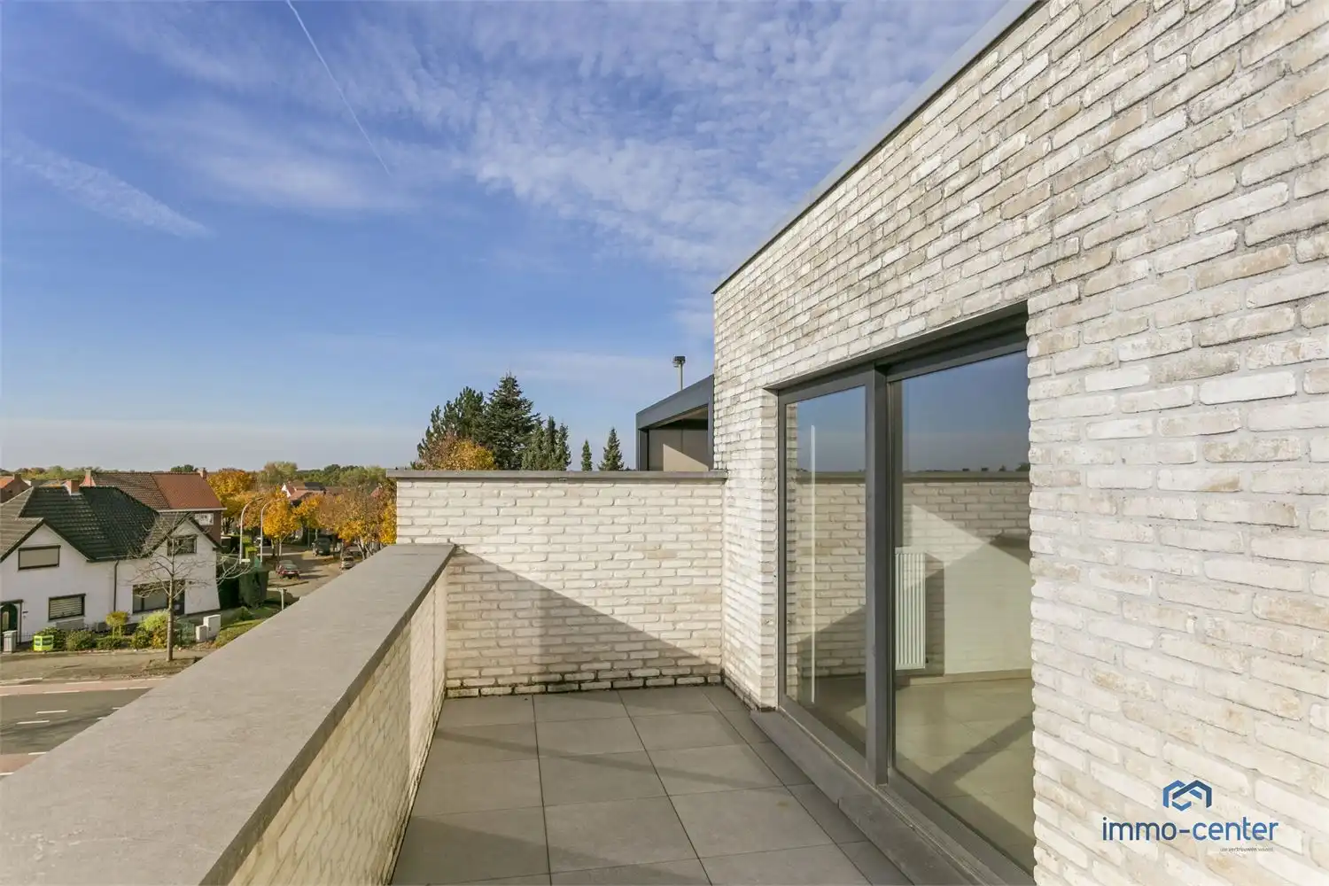 Modern twee-slaapkamer appartement te huur te Genk! foto 23