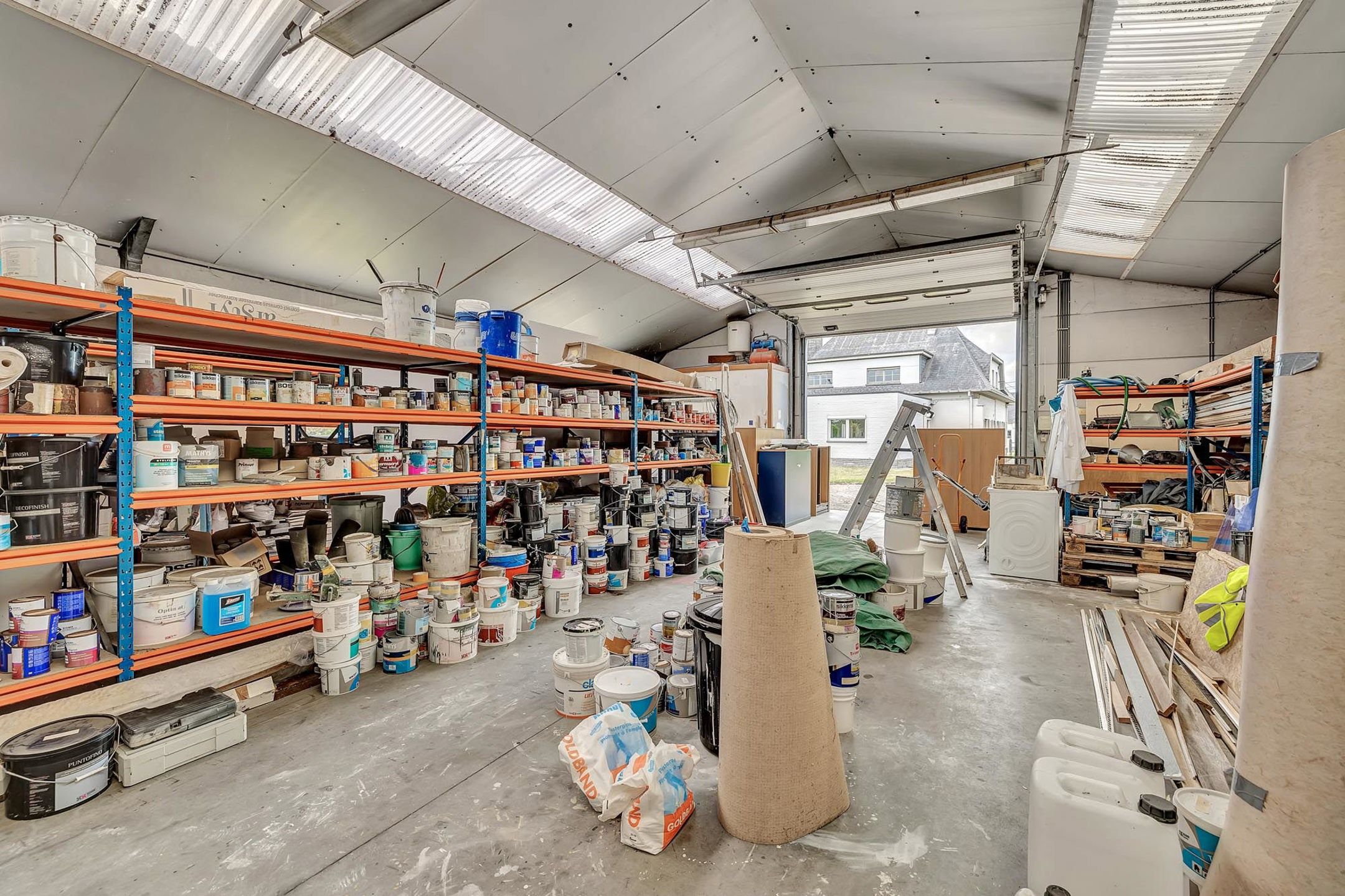 Prachtige villa met achterliggende loods van +/- 200m² foto 29