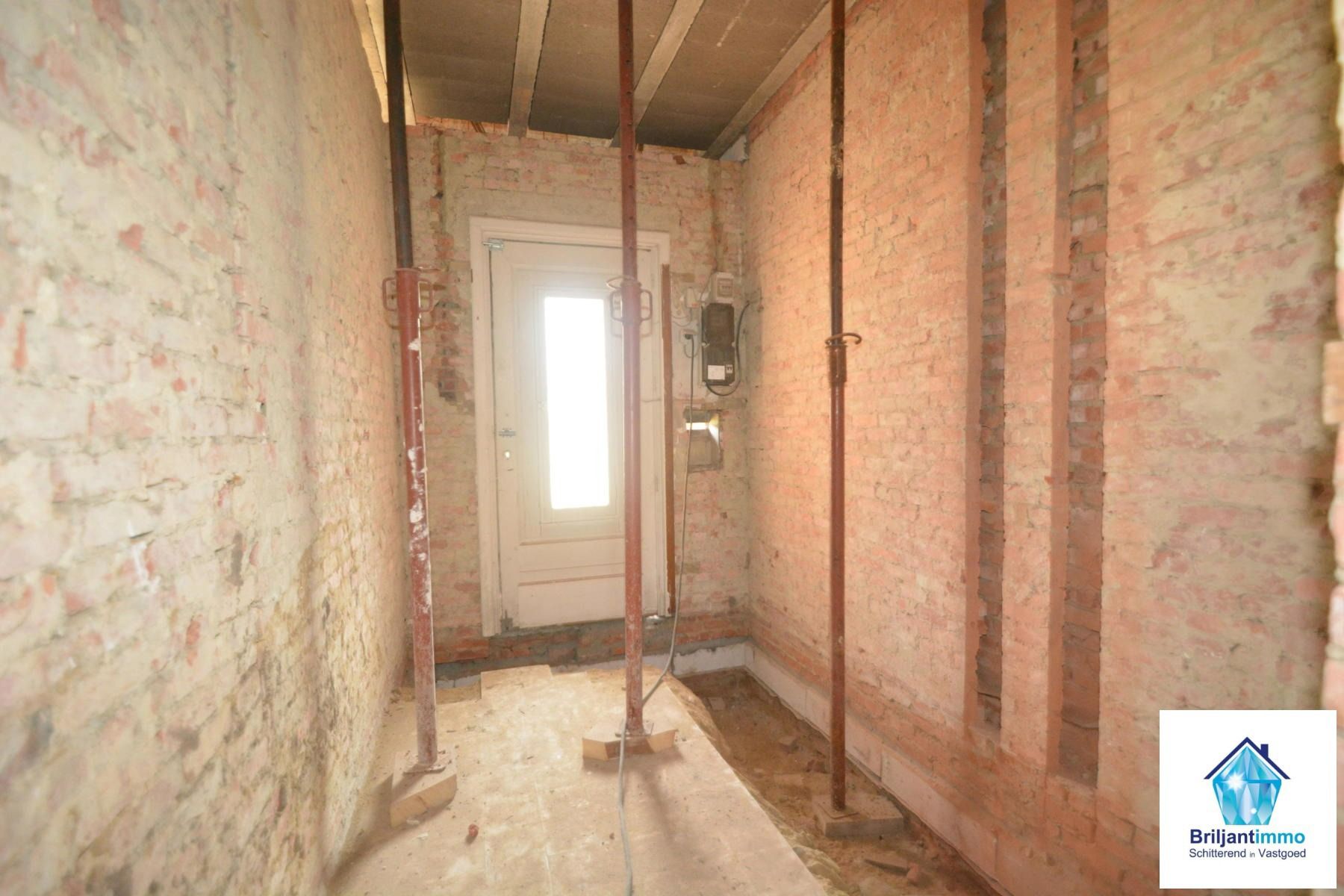 Woning met potentieel op toplocatie in Hever foto 2