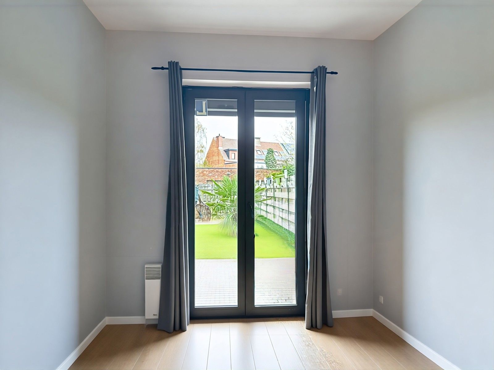 Appartement met tuin en garage – kleine blok zonder syndicus foto 9