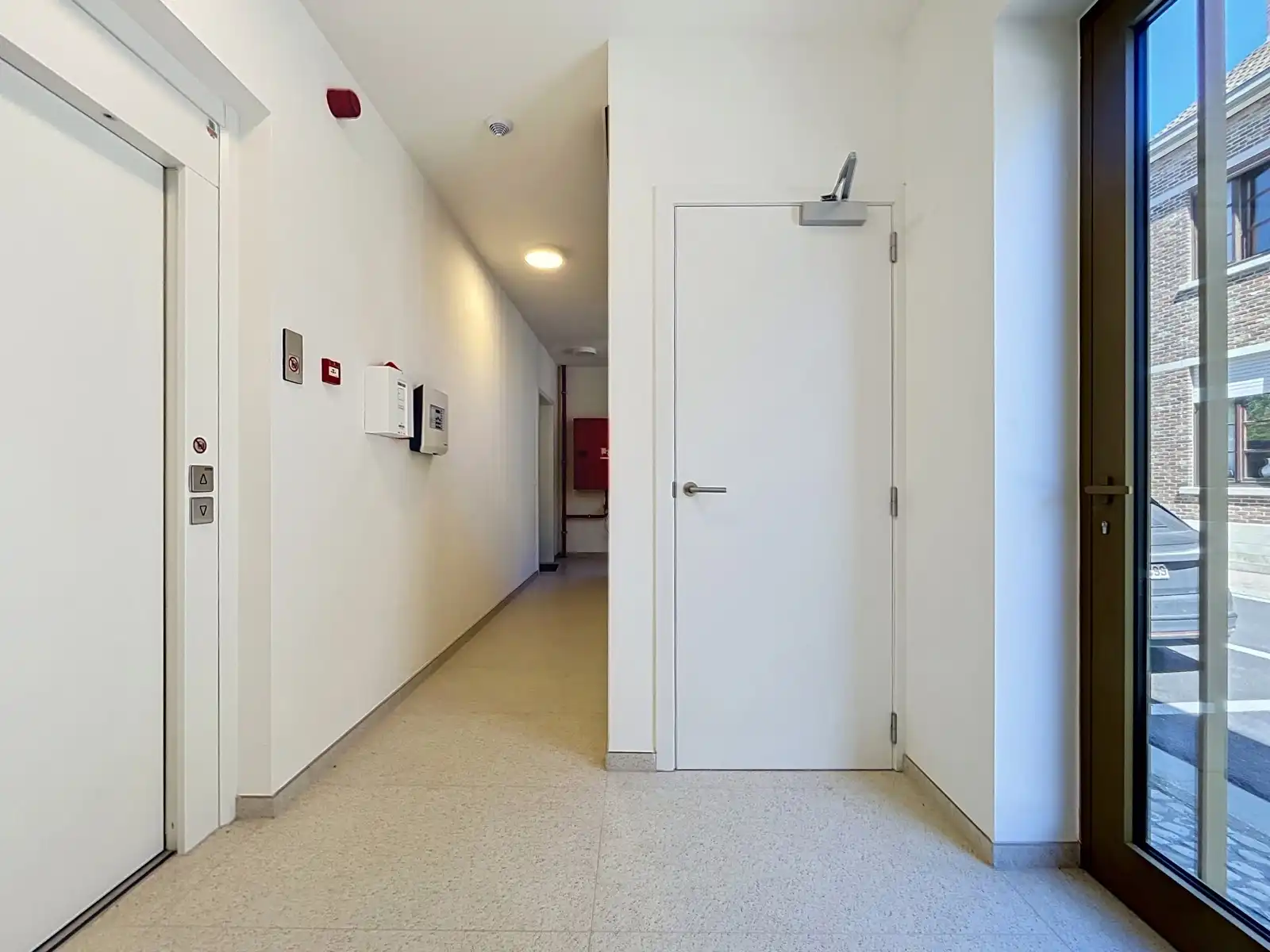 Nieuwbouw 1slaapkamer appartement met terras foto 22