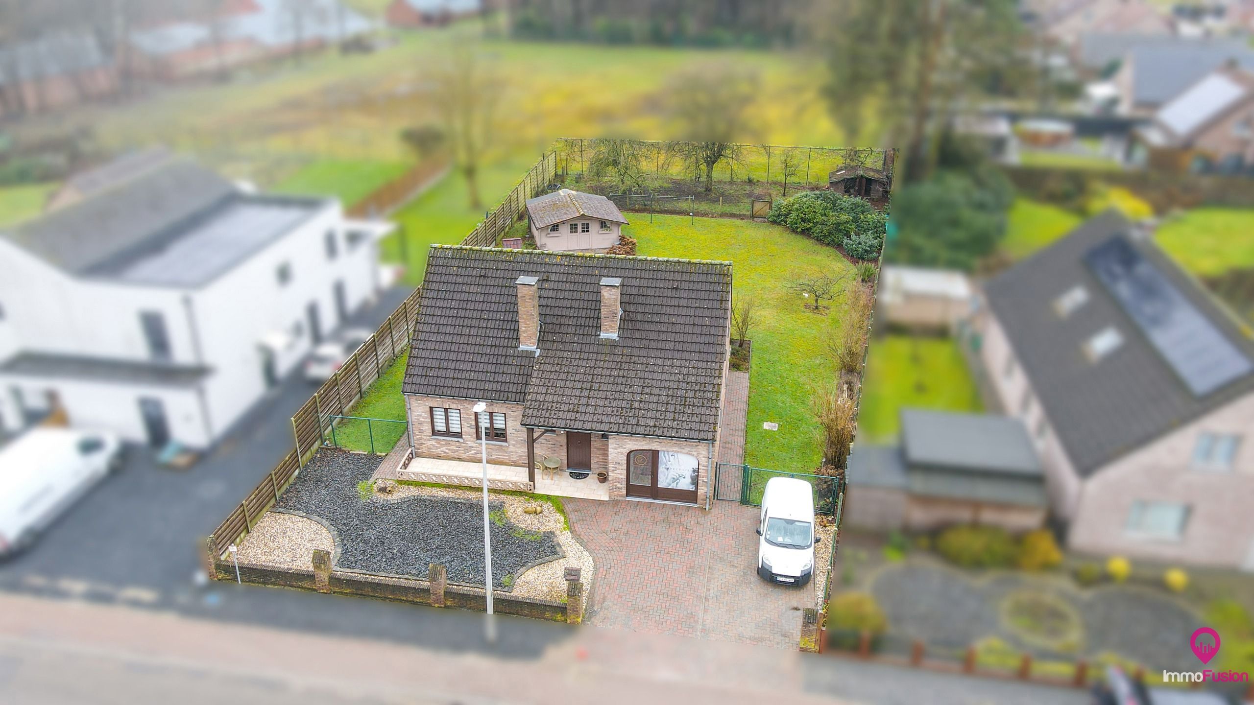 Gezellige woning met 3 slaapkamers en prachtige tuin! foto 48