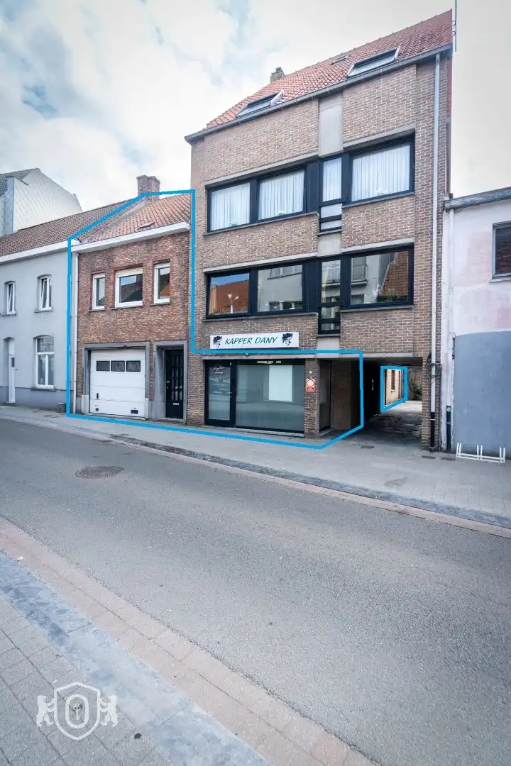Woning met garage & handelsruimte foto 2