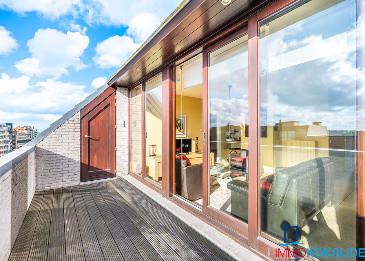 Ruim penthouse met 3 slaapkamers en 2 terrassen in de Strandlaan foto 8