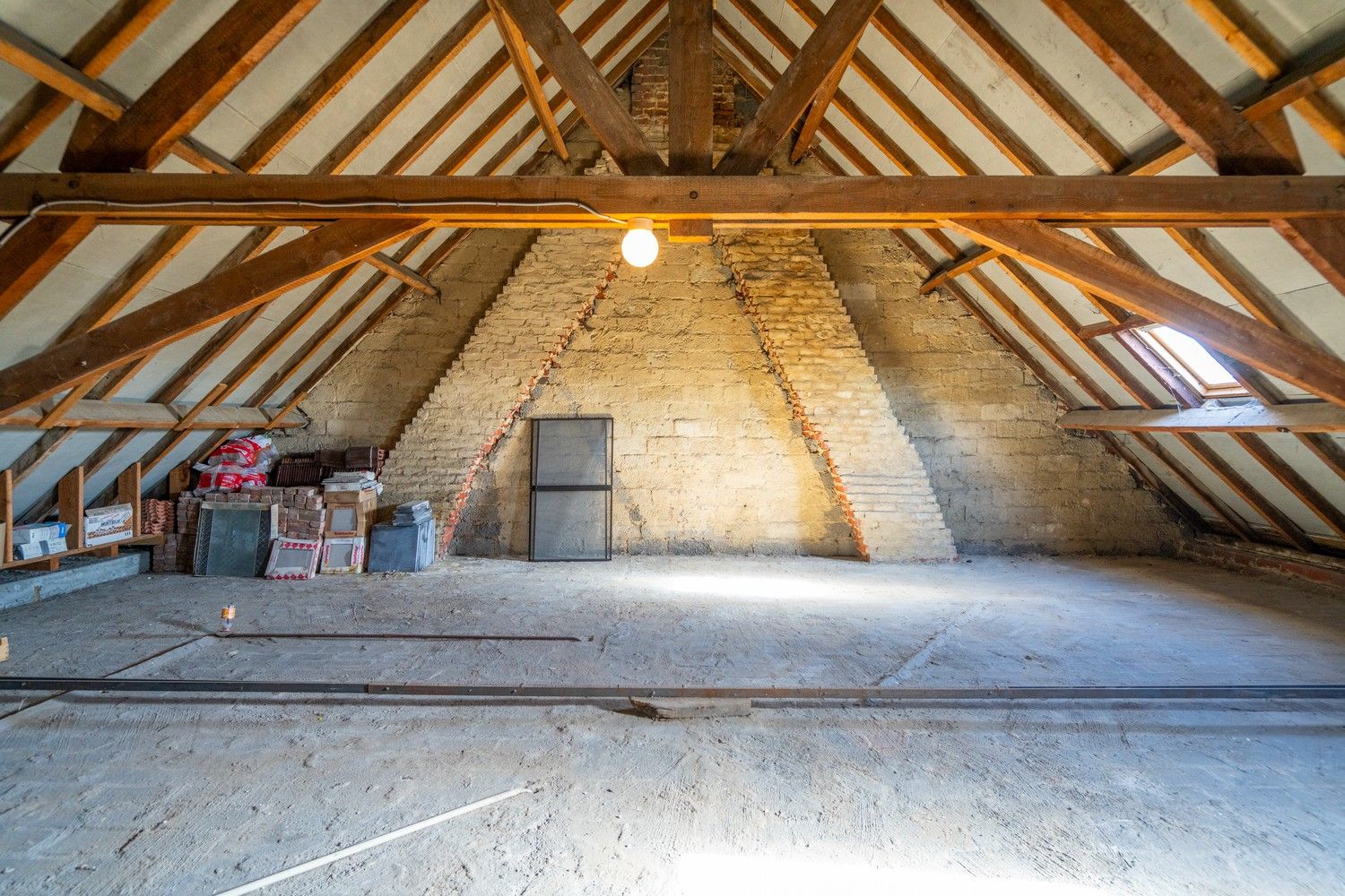 RUIME WONING MET UITWEG foto 24