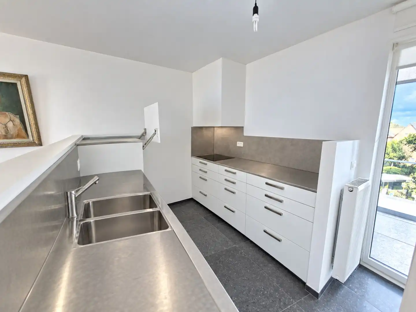 Recent en ruim appartement  foto 4