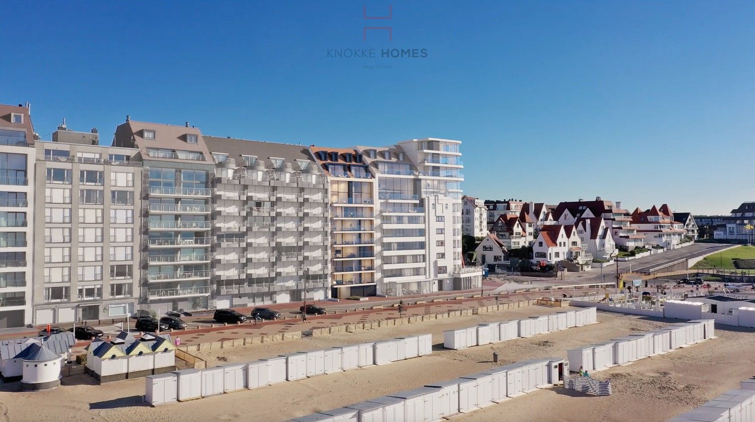 Instapklaar nieuwbouw-appartement met frontaal zeezicht aan het Albertstrand foto {{pictureIndex}}