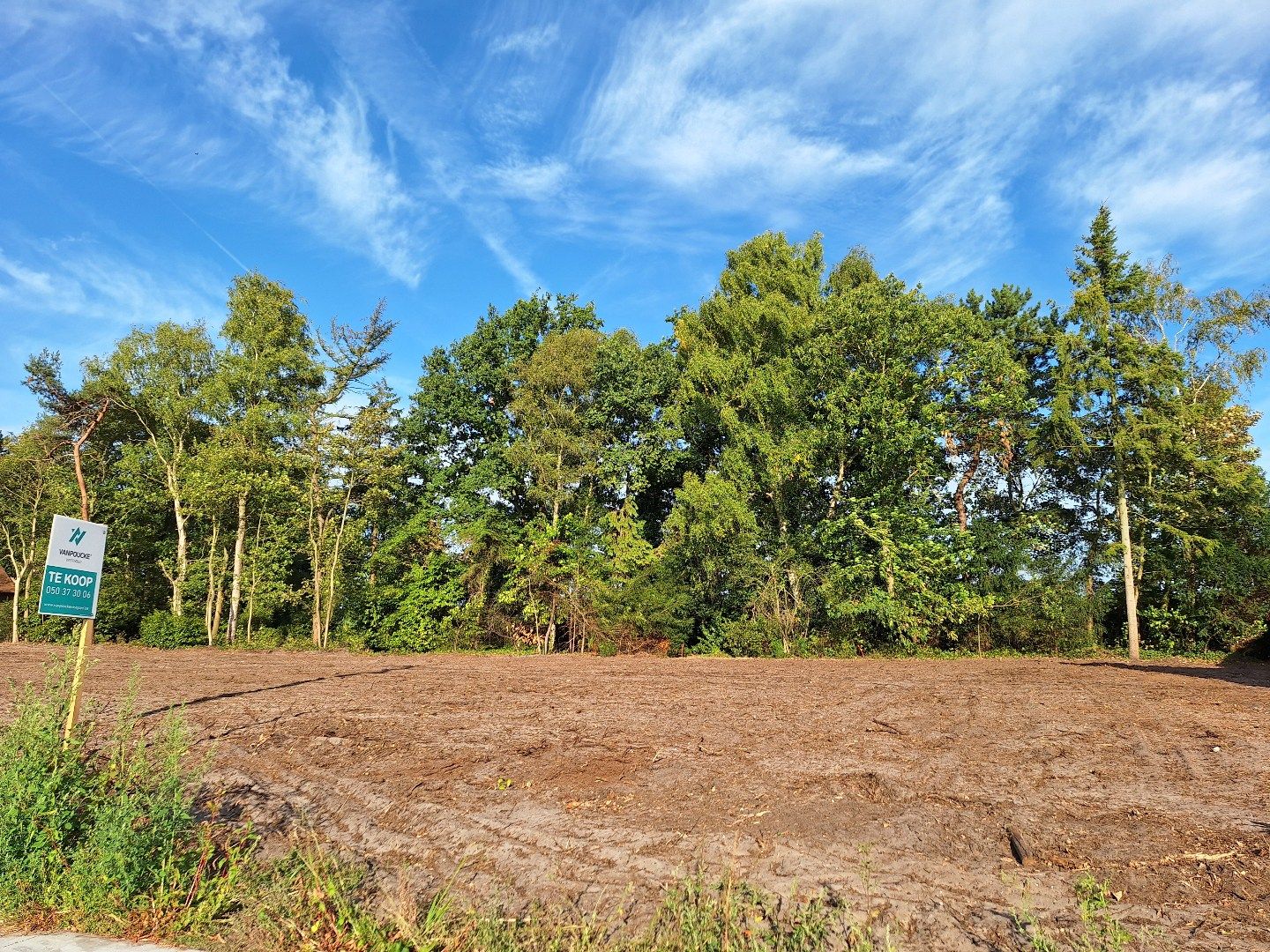 Alleenstaande nieuwbouw met 5 SLK in groene omgeving foto 4
