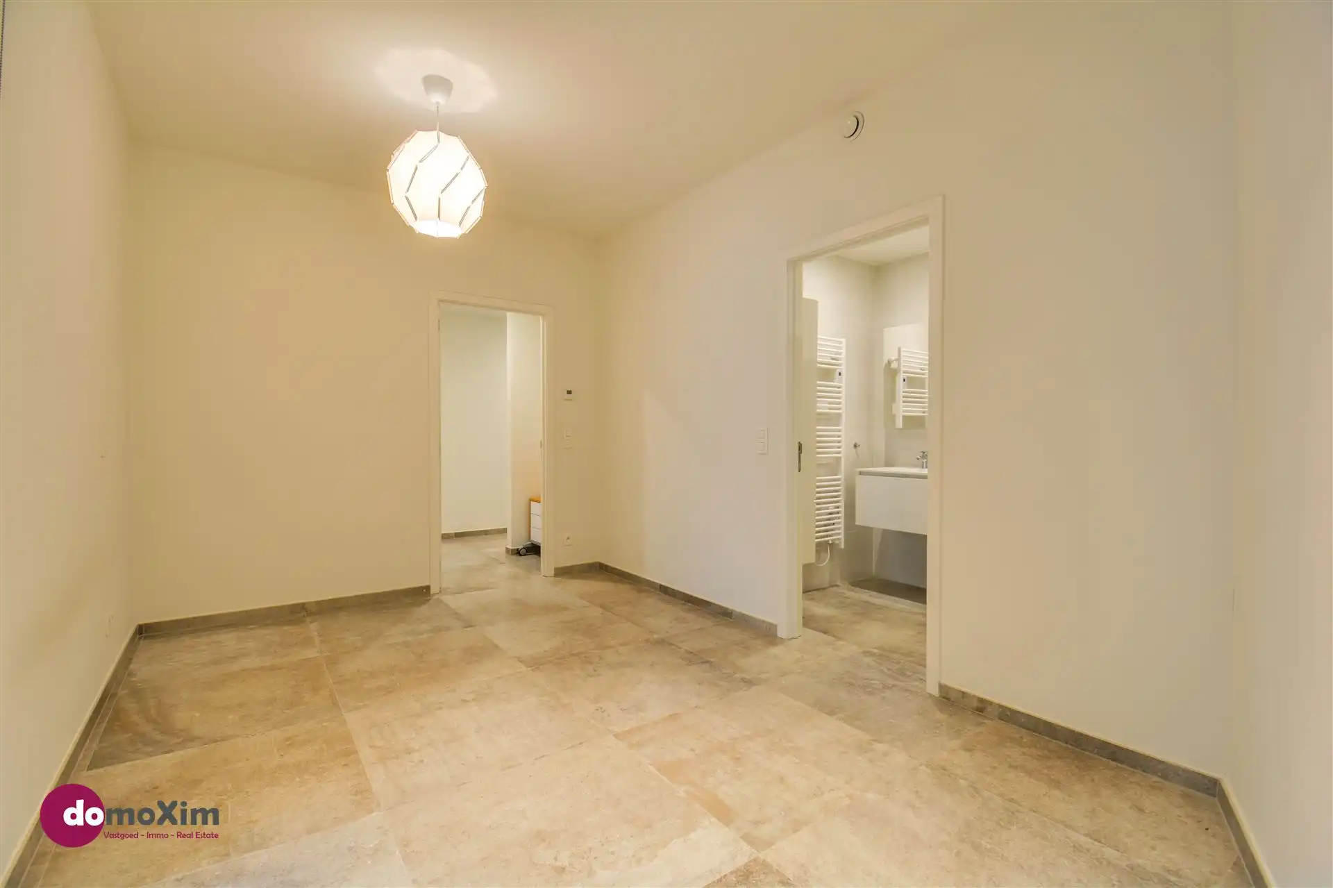 Gelijkvloers appartement met één slaapkamer & parkeerplaats in Leuven foto 14