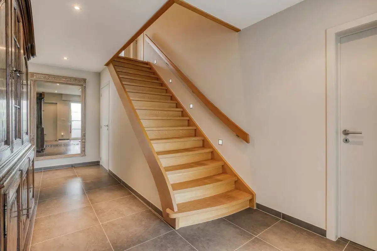 Kwalitatieve villa te koop in Oostvleteren met 5 slaapkamers foto 4