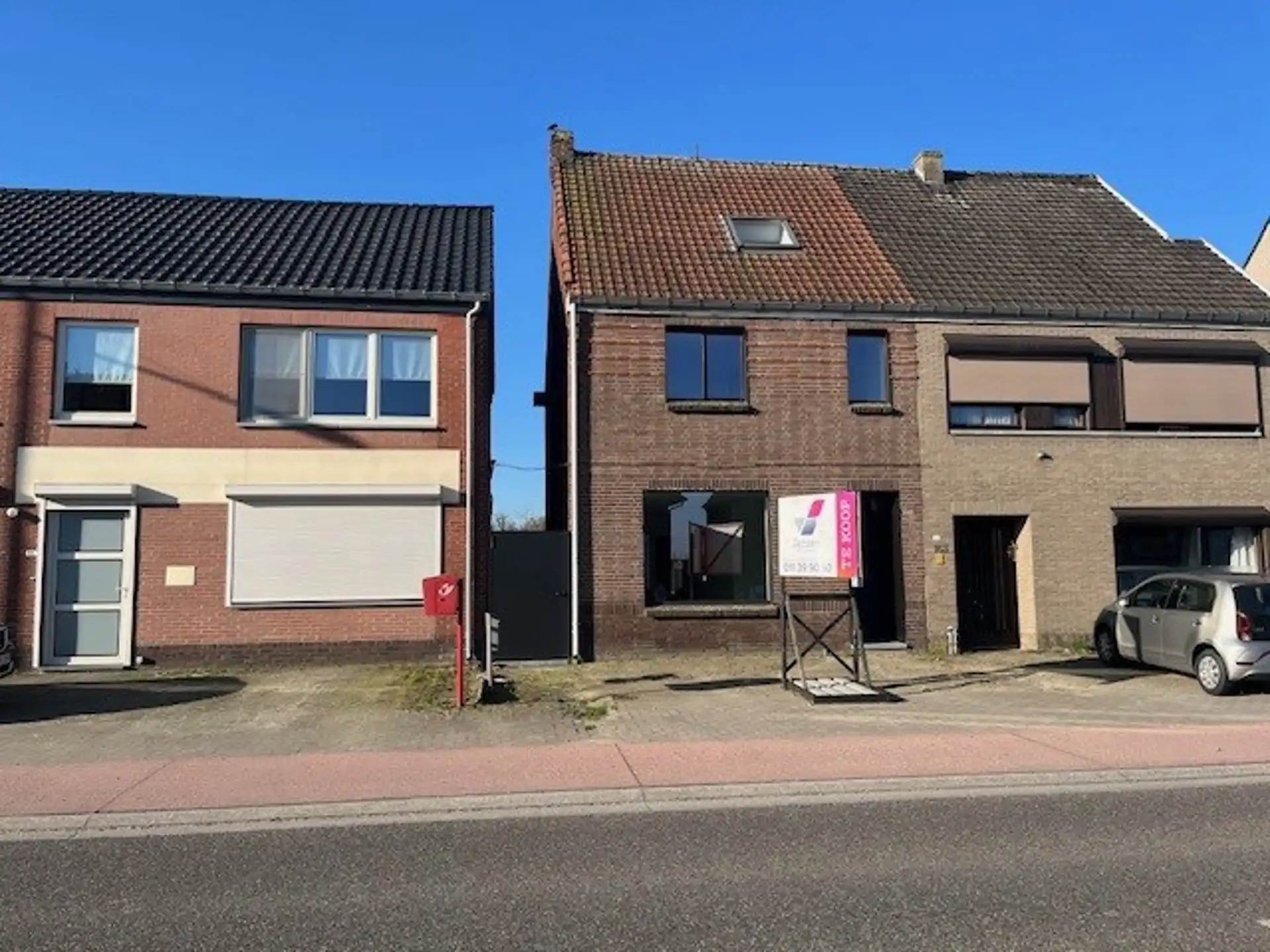 RUIME GERENOVEERDE WONING  foto {{pictureIndex}}