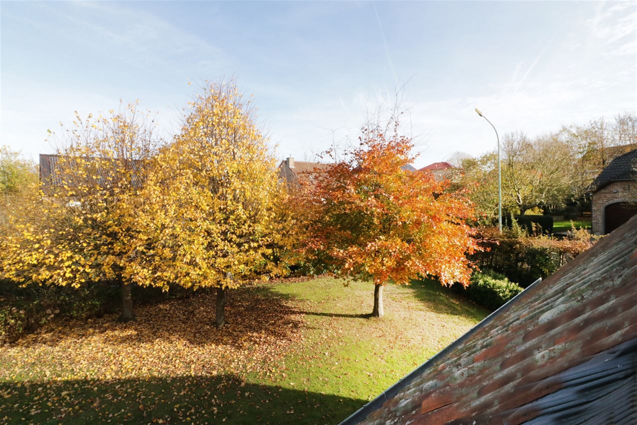 met prachtige tuin, nabij centrum foto 33