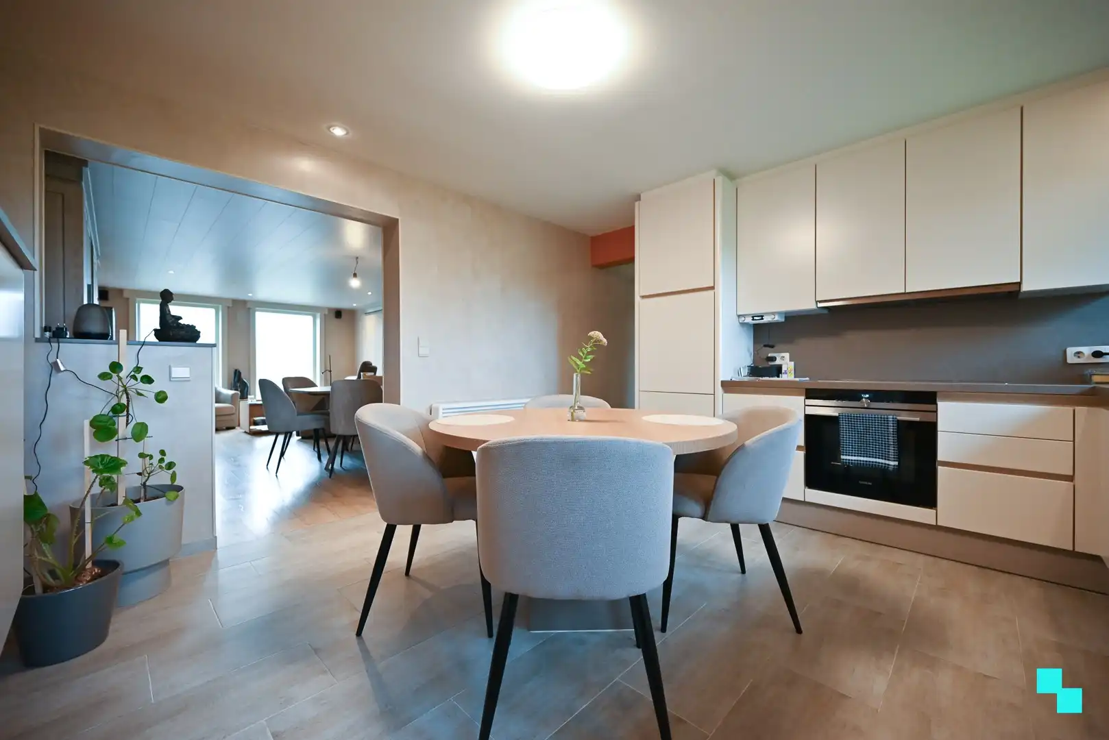 Landelijk en groen gelegen ééngezinswoning met vergezichten te Gullegem foto 18