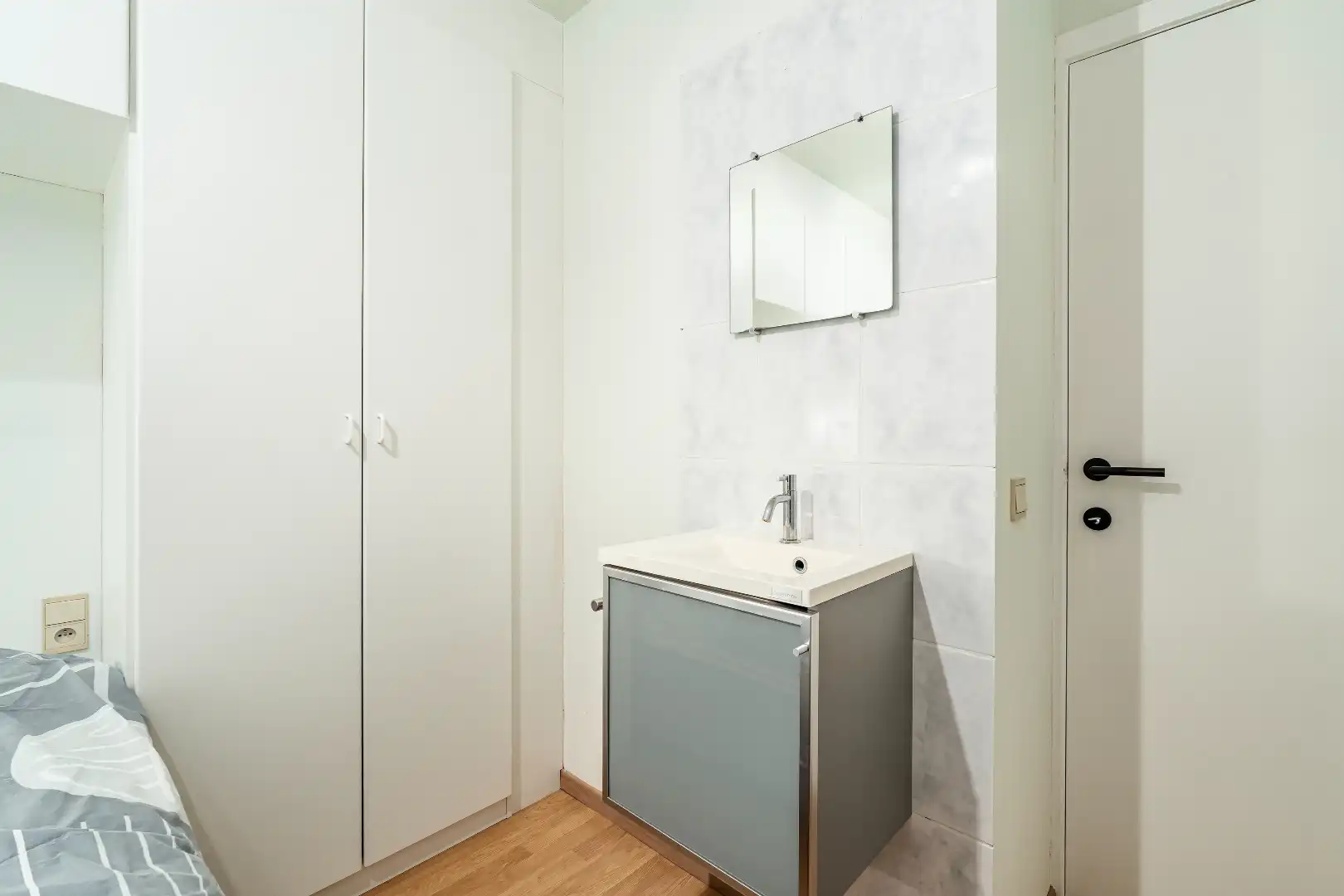 Centraal gelegen appartement met twee slaapkamers in Knokke foto 9