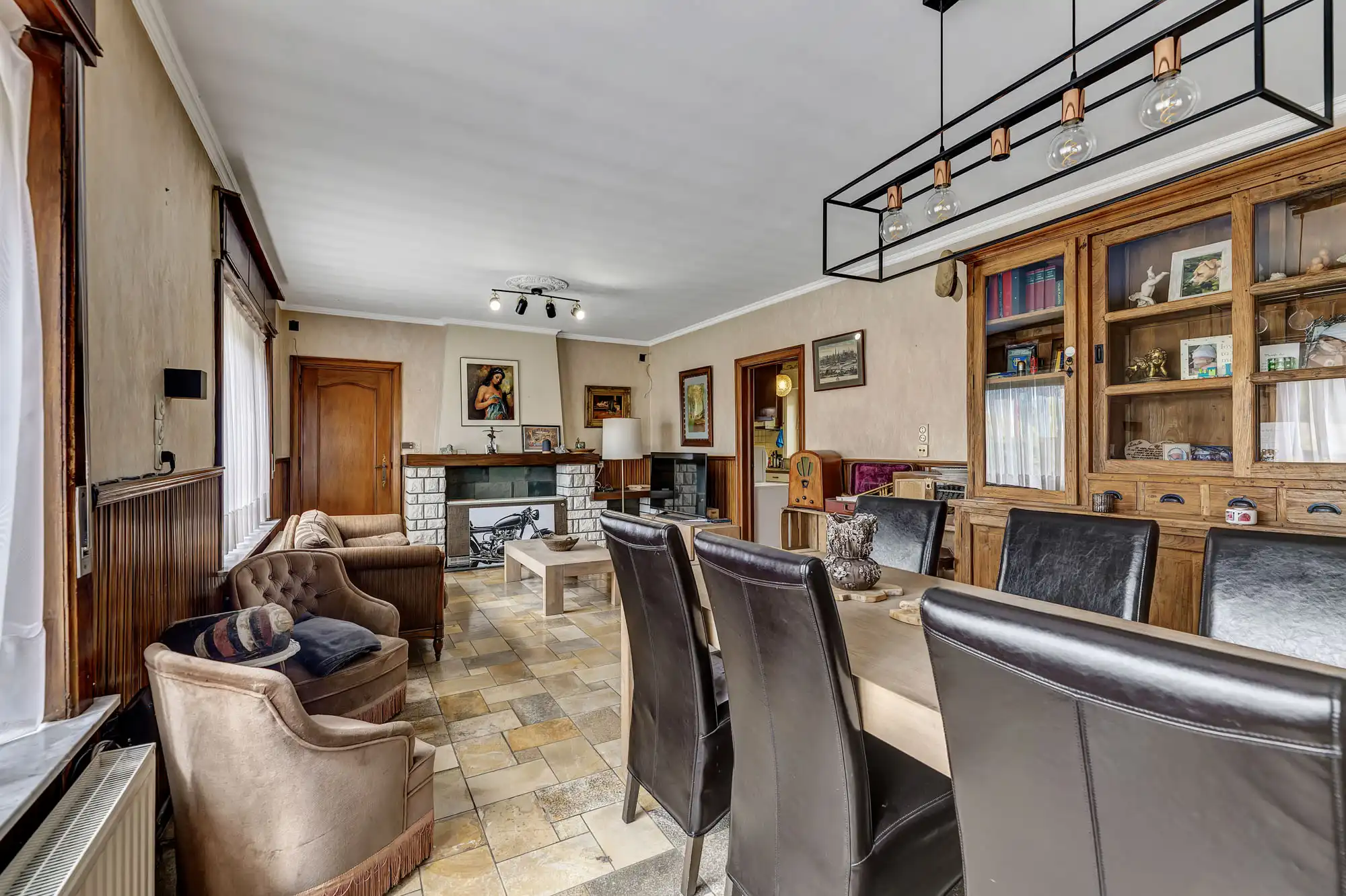 Woning op landelijke ligging met opslagplaats foto 2