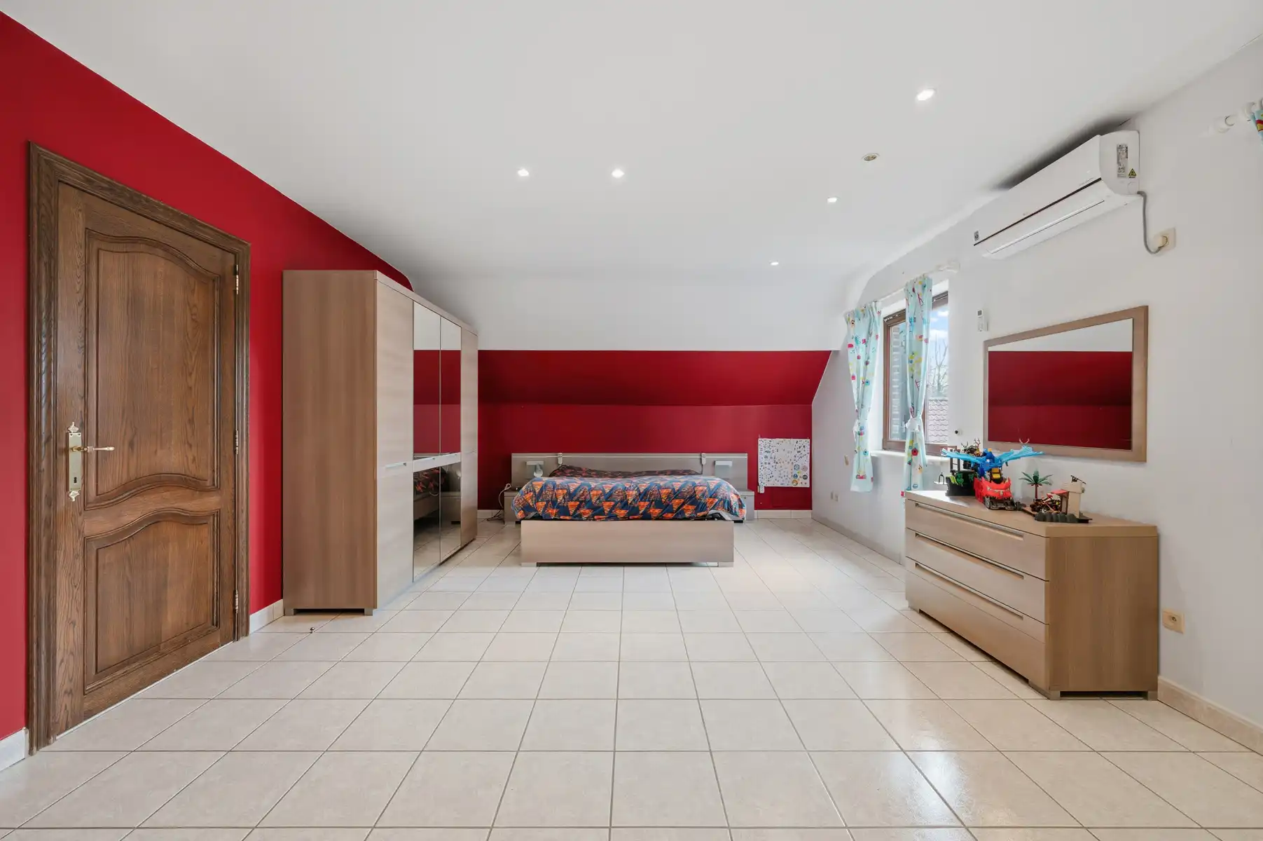 Villa van 329m² met 4 slpk op 1583m² te ITEGEM foto 16