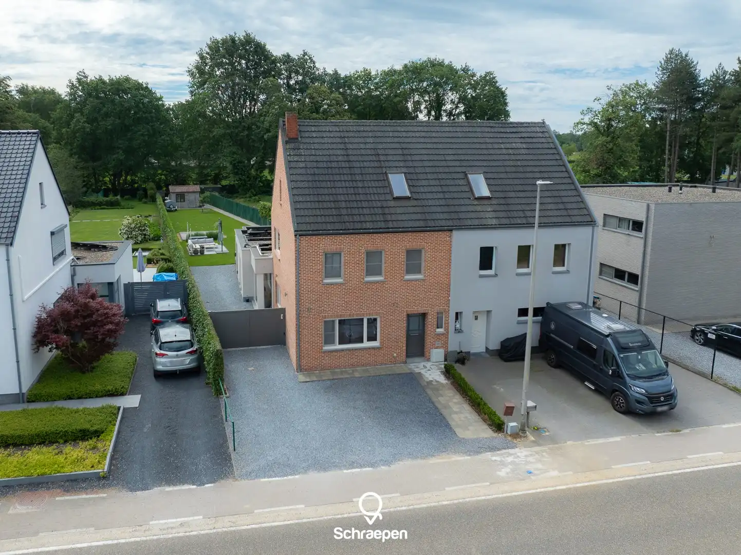 Instapklare én energiezuinige gezinswoning (216 m²) met 3 tot 4 slpks op ideale ligging te Zonhoven! foto 27