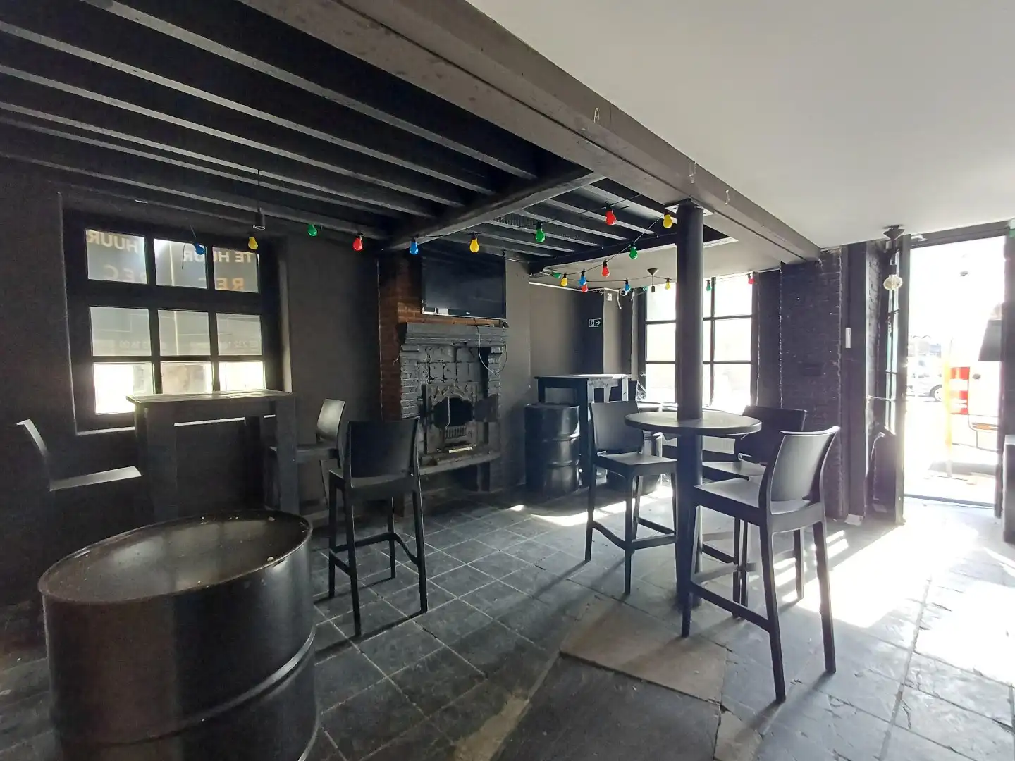 Hoekpand in het historische stadscentrum foto 5