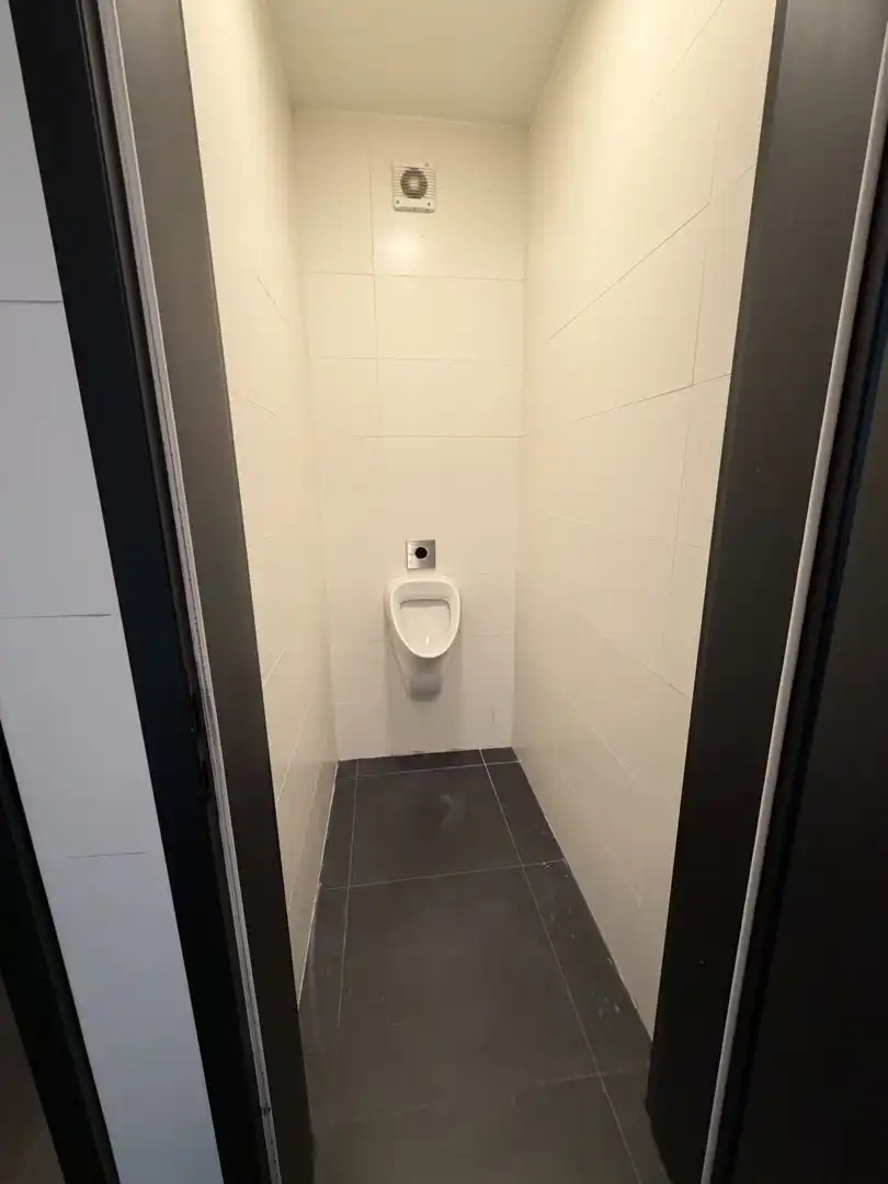 Gerenoveerd handelspand met instapklaar duplexappartement en tuintje foto 21