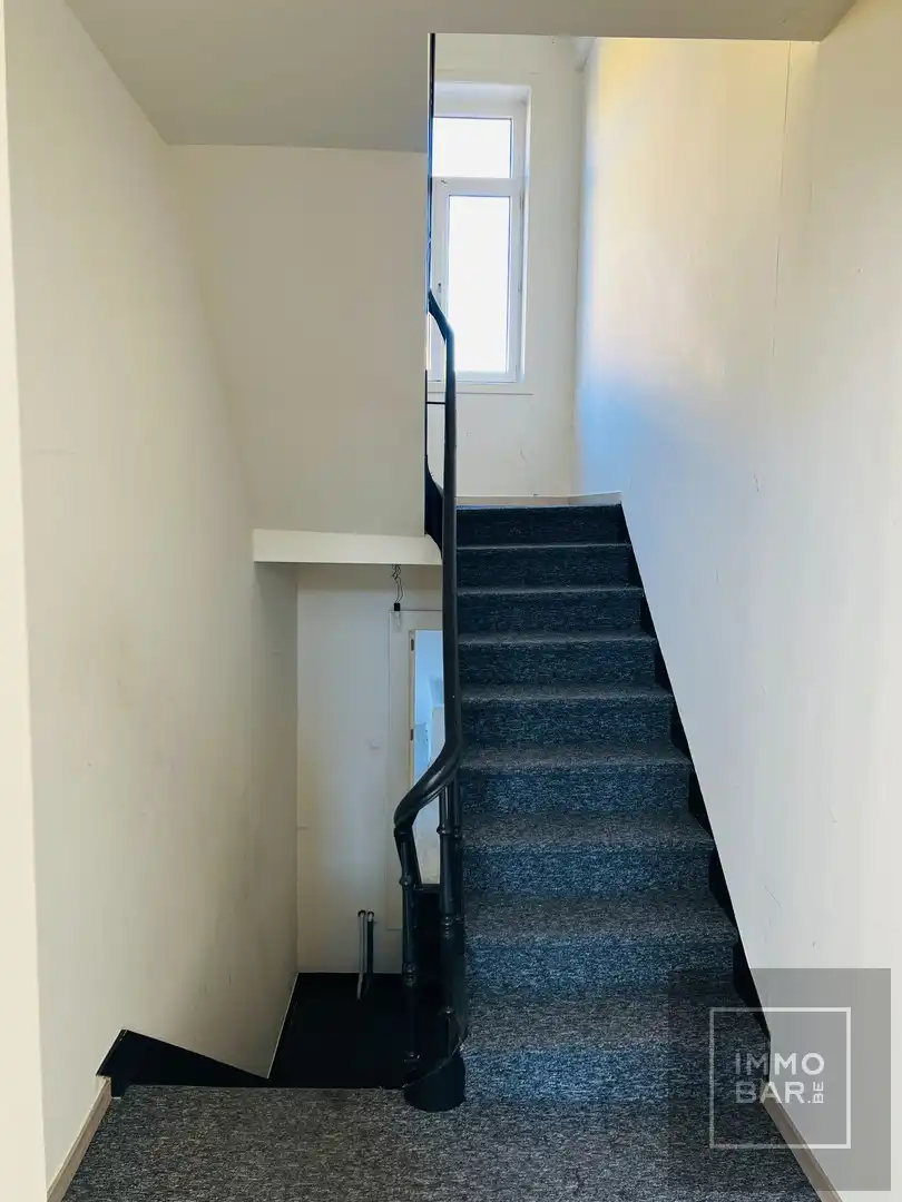 Authentiek handelspand met appartement. foto 14