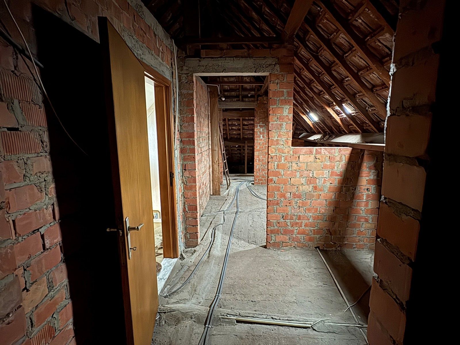 Gebouw te koop foto 24