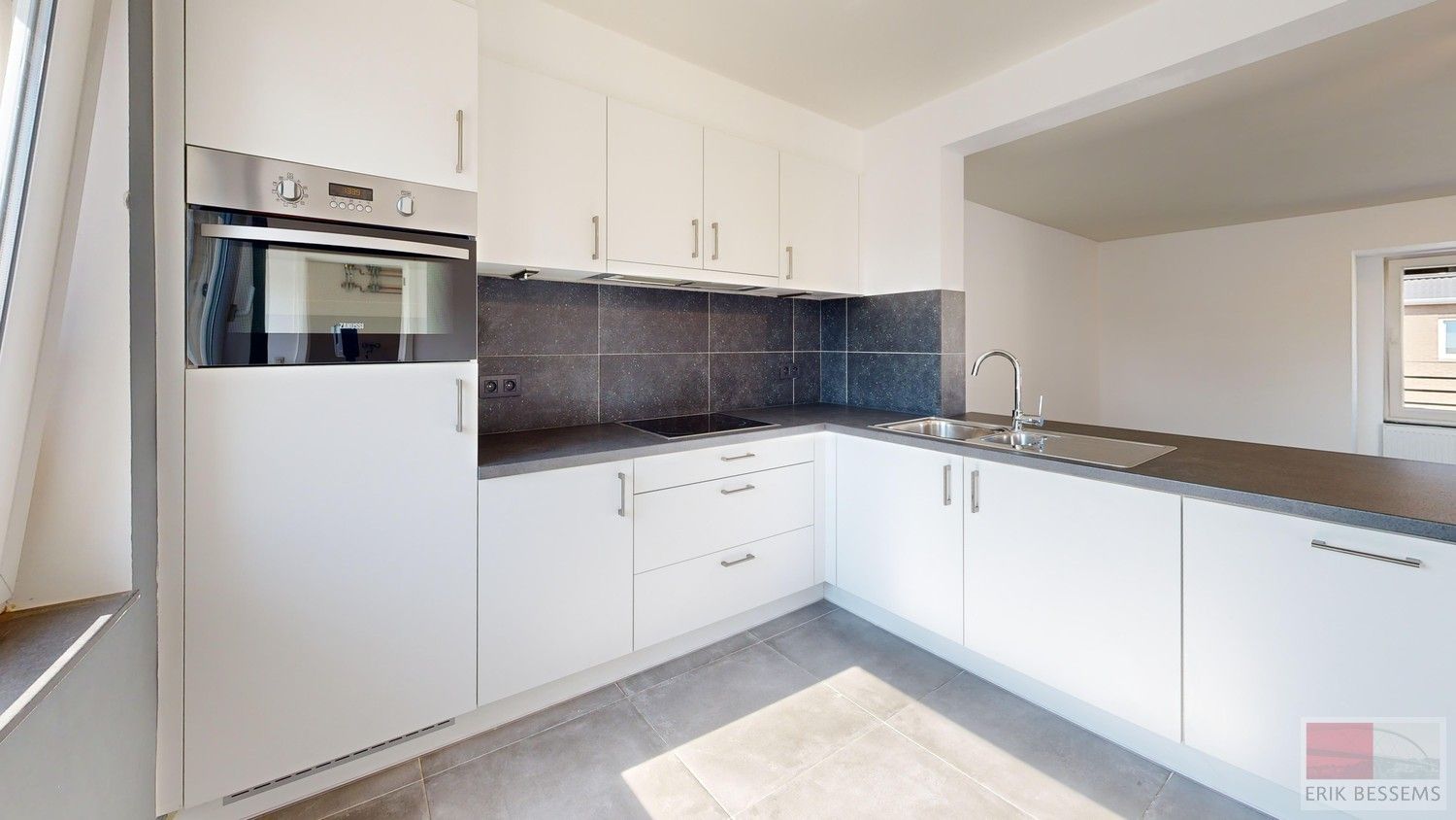 Ruim duplex appartement (gelegen op 1ste en 2de verdieping) van circa 81 m² te huur met 2 slaapkamers. foto 2