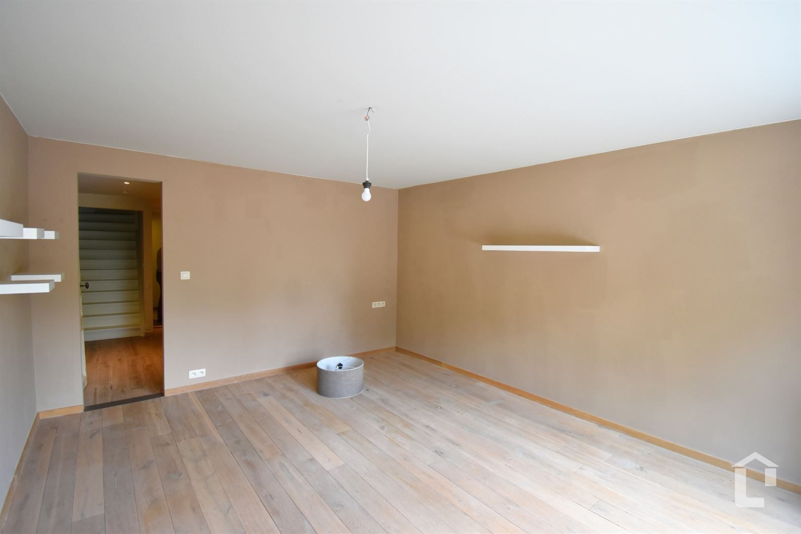 Gezellige rijwoning met tuin in centrum De Pinte foto 9