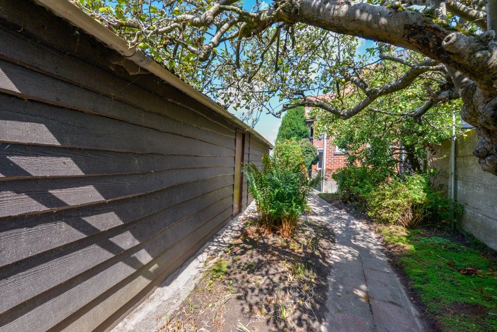 Woning op 1.875m2 centrum Ruiselede, mogelijks op te splitsen in 2 percelen foto 18