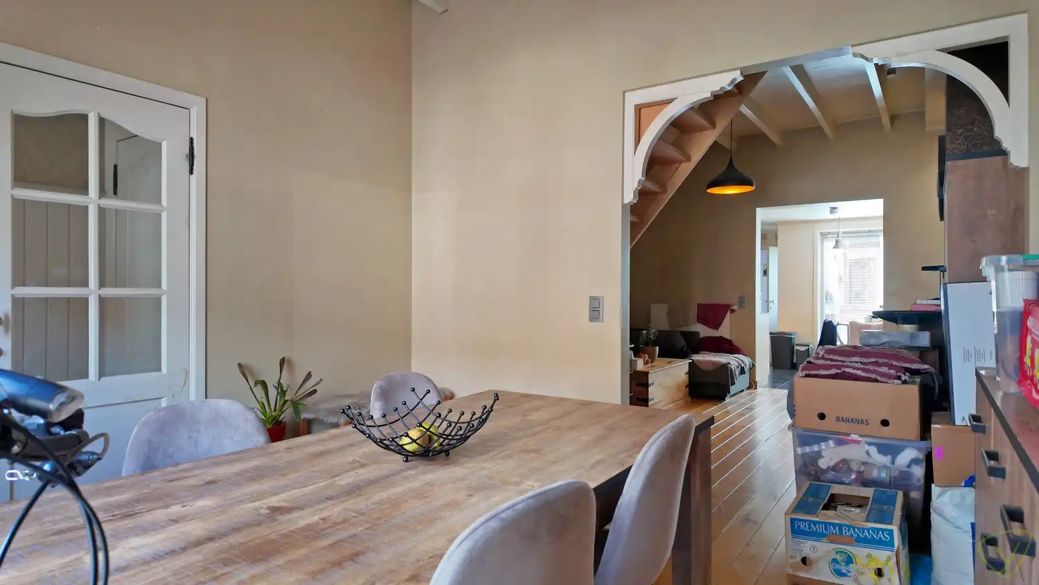 Gezellige instapklare woning met zonnig koertje in Eeklo! foto 3