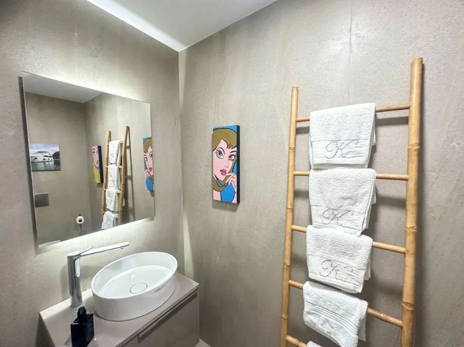 Exclusief frontline beach appartement in Estepona – wonen in pure luxe met spectaculair zeezicht! foto 14