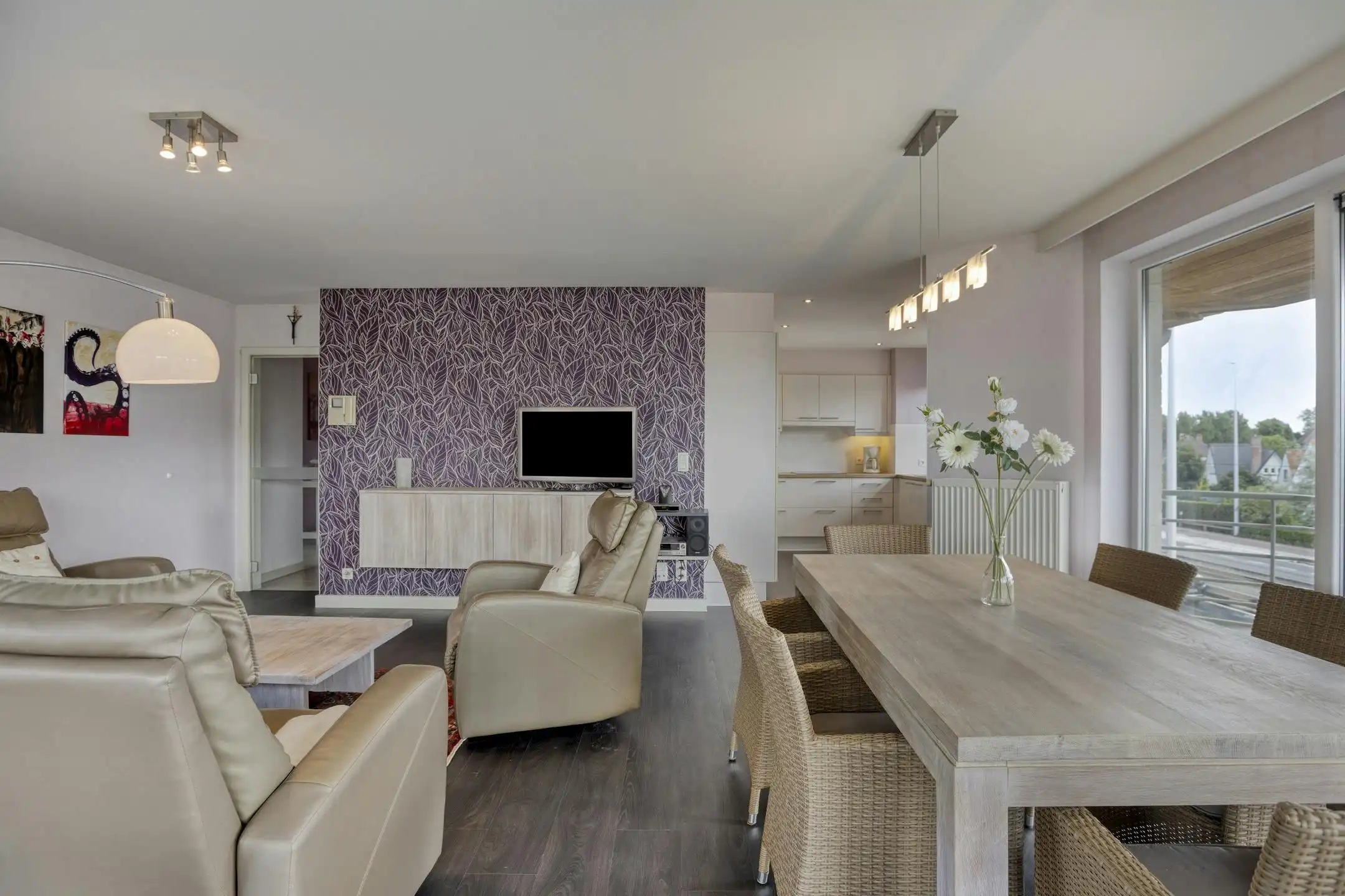 Appartement met 3 slaapkamers en garage vlakbij zee in Sint-Idesbald foto 4