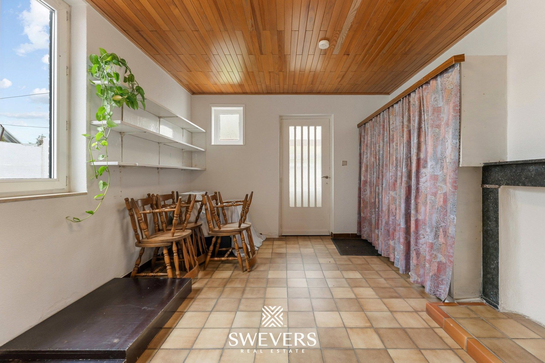 Te renoveren woning met veel karakter nabij het centrum  foto 13