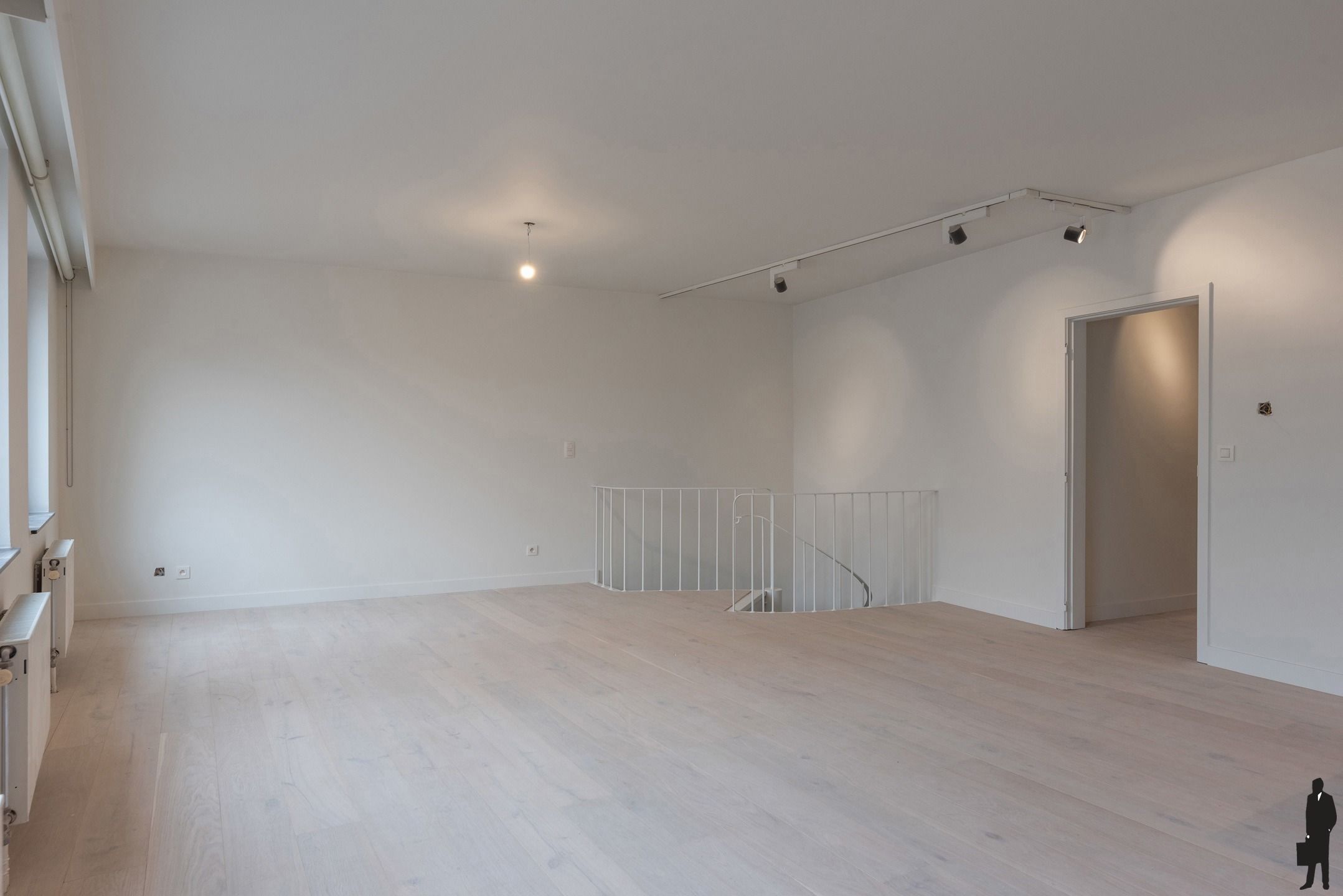 Gerenoveerd appartement 148m² met  groot zonneterras  foto 7