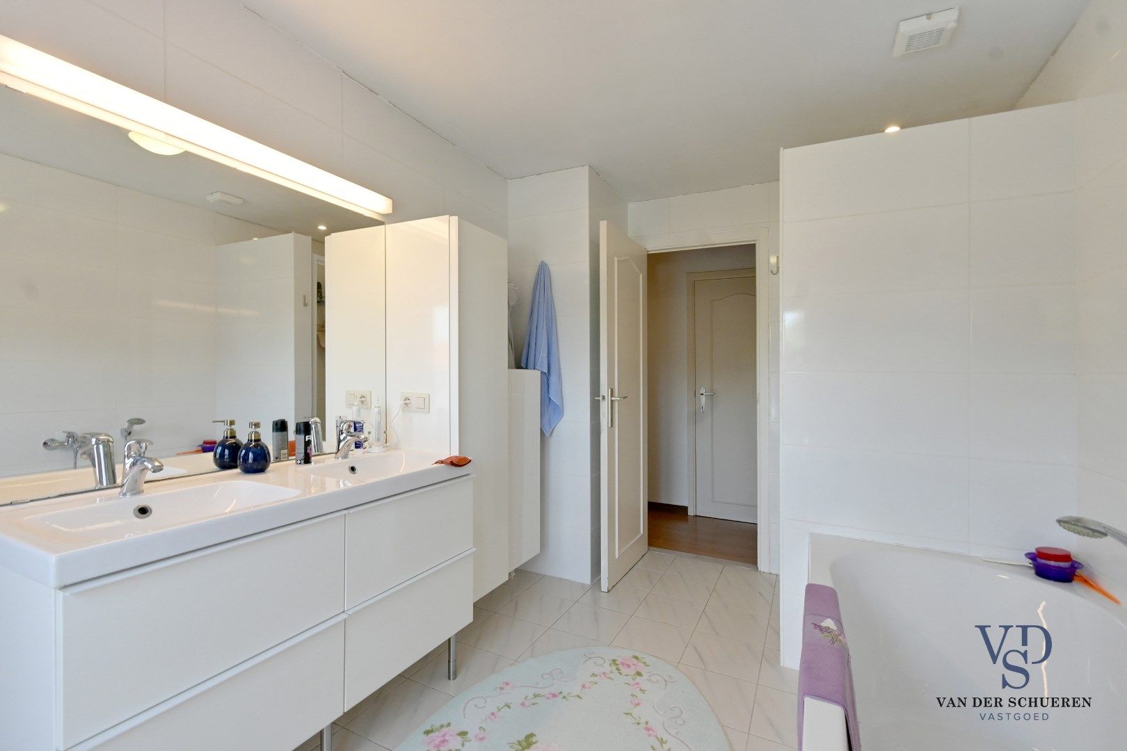 Halfopen woning in het groene Dikkelvenne foto 15