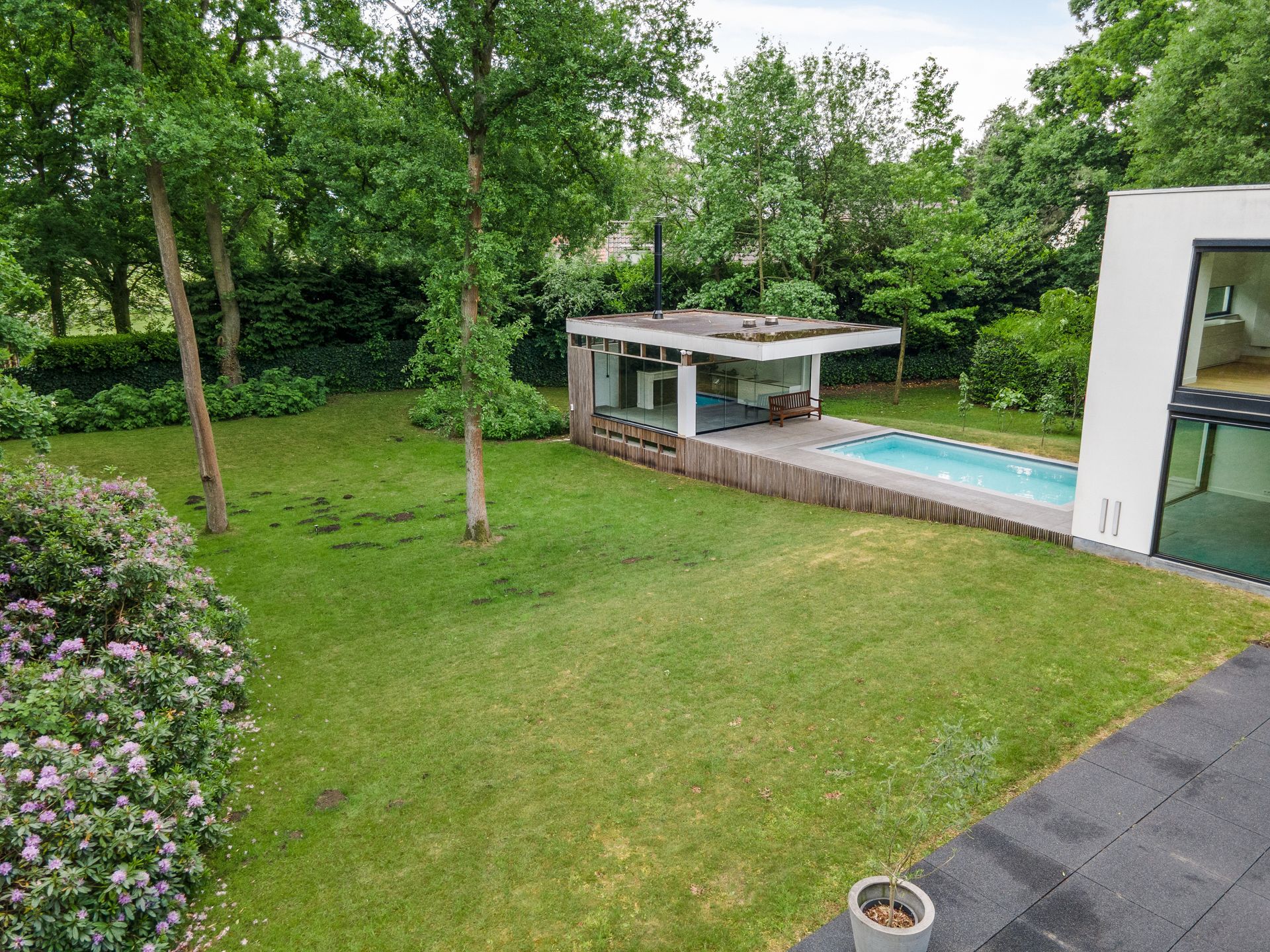 Luxueuze moderne villa foto 38