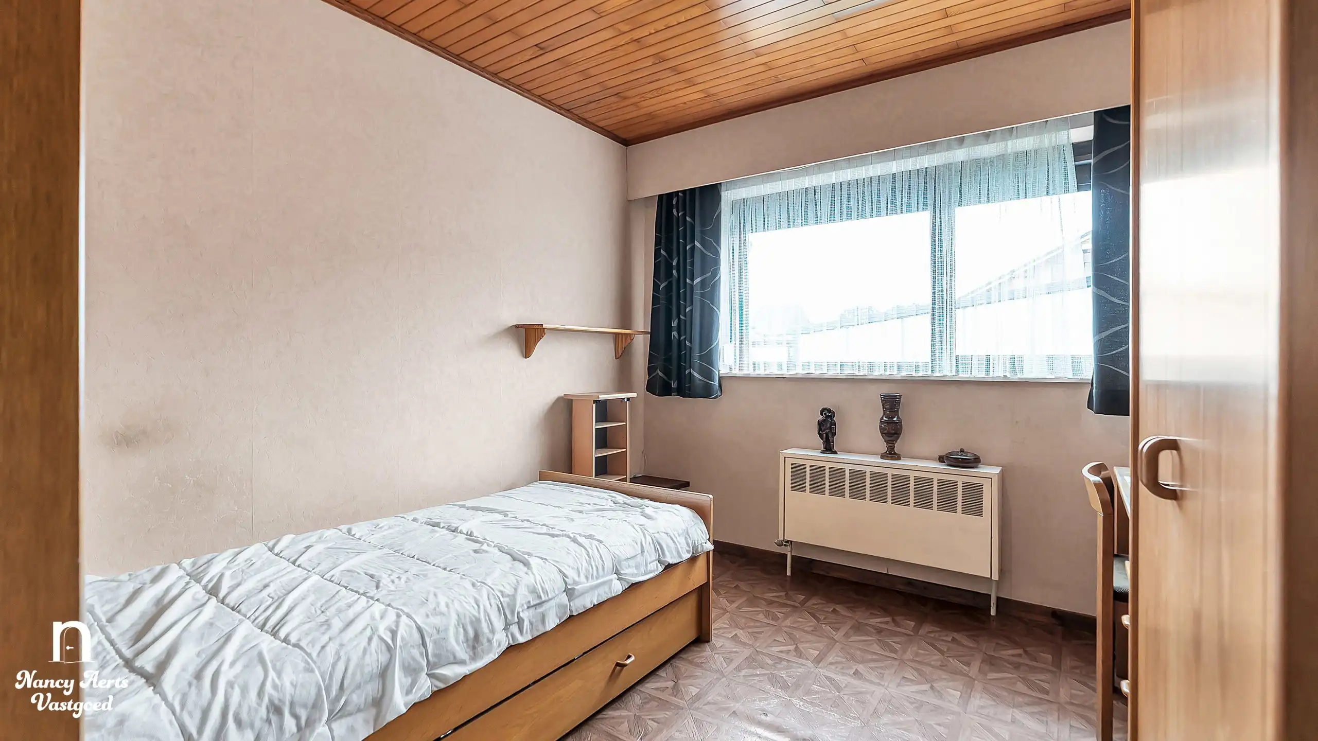 Rustig gelegen gezinswoning met 3 slpk op perceel van 739 m² foto 9