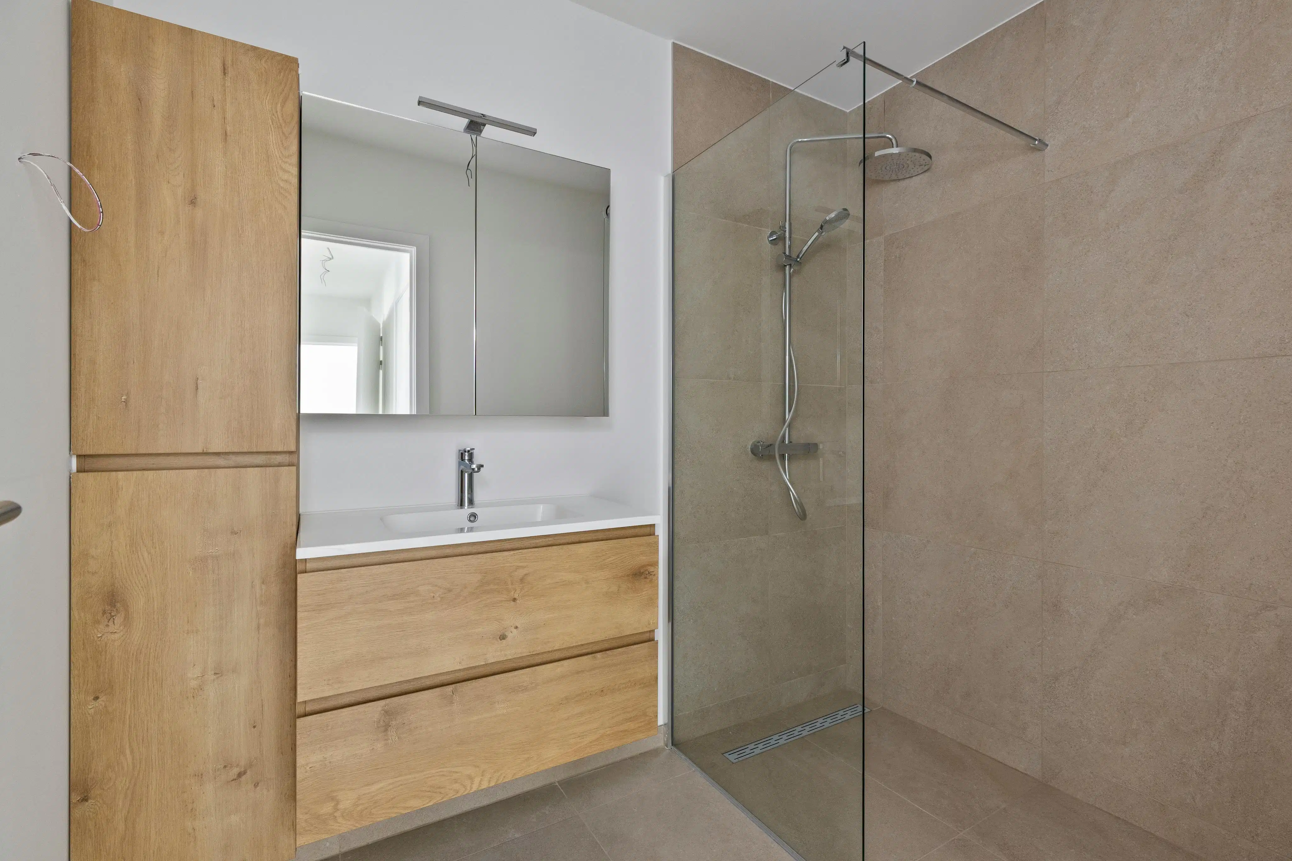 Gelijkvloers nieuwbouwappartement te koop in Emelgem, Izegem foto 10