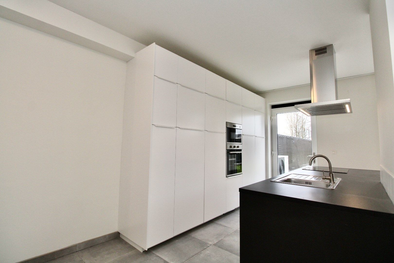 Energiezuinig, recent (2024), instapklaar 2-slpk gelijkvloersappartement foto 7