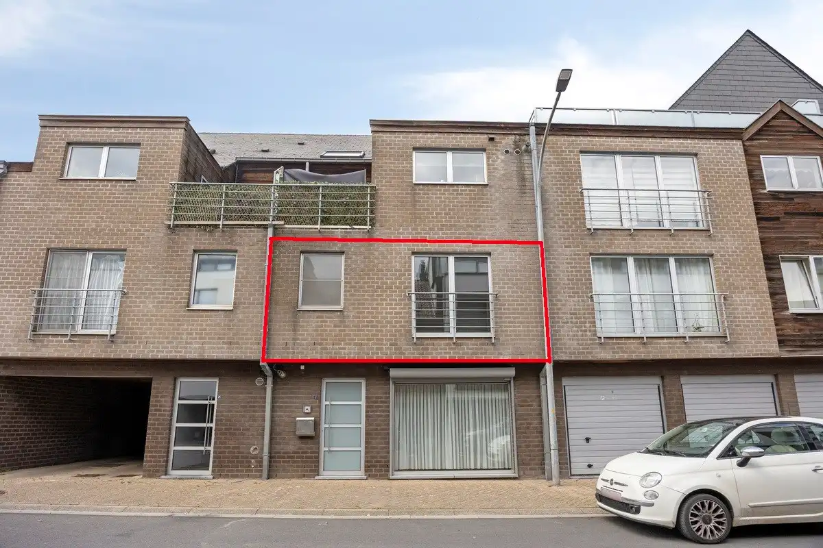 Appartement met 2 slaapkamers.   foto {{pictureIndex}}