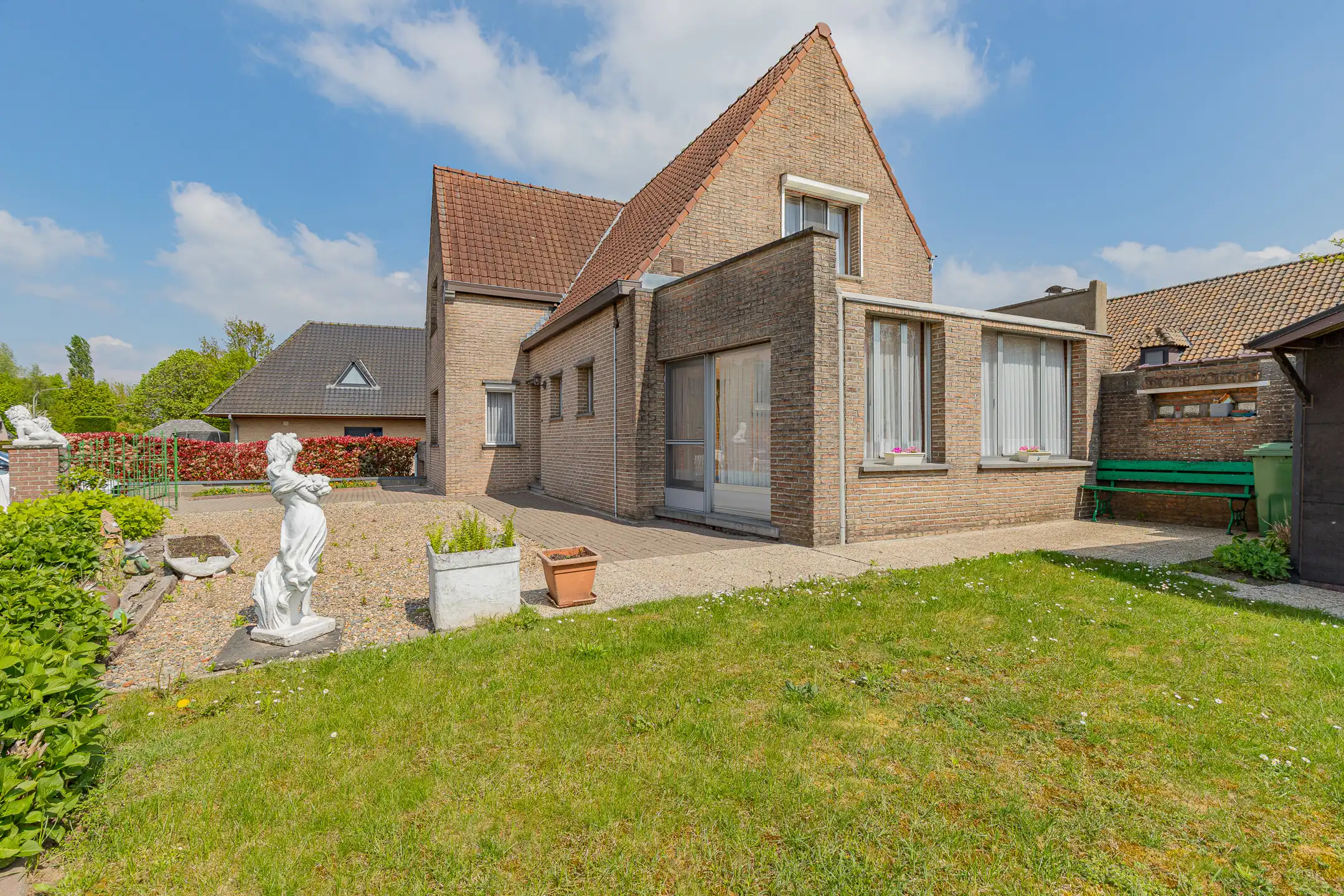 LEDE - Centraal gelegen woning met 2slk, garage en tuin foto 19