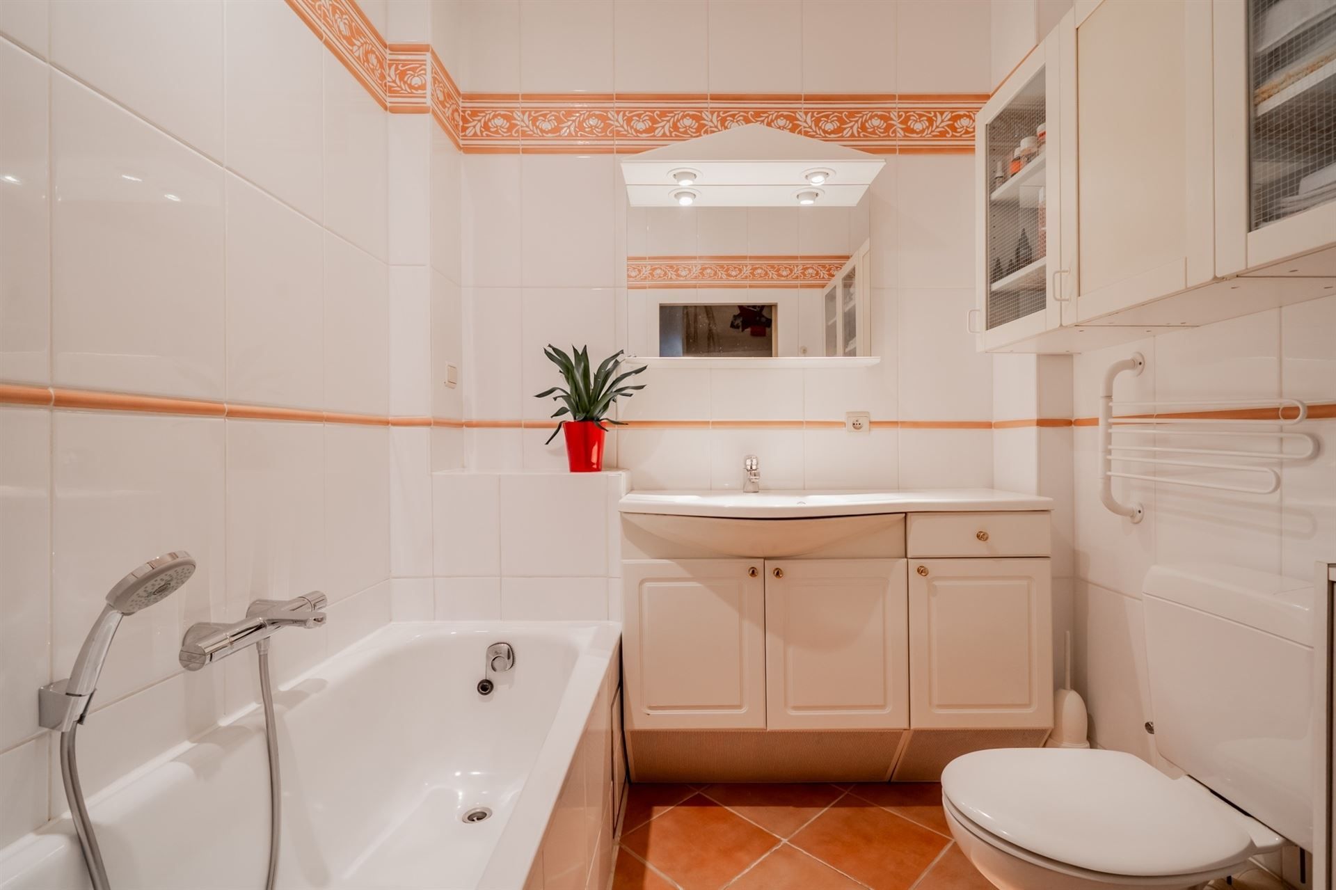 Handelshuis met authentieke elementen op de Korenmarkt! foto 19