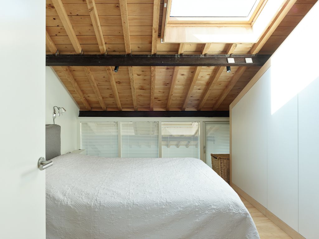 Luxueus en tijdloos – Exceptionele loft met 2 slaapkamers (mogelijkheid tot 3), ontworpen door ‘Plano Architecten’, in een beschermd gebouw met een rijkelijke industriële voorgeschiedenis. foto 14