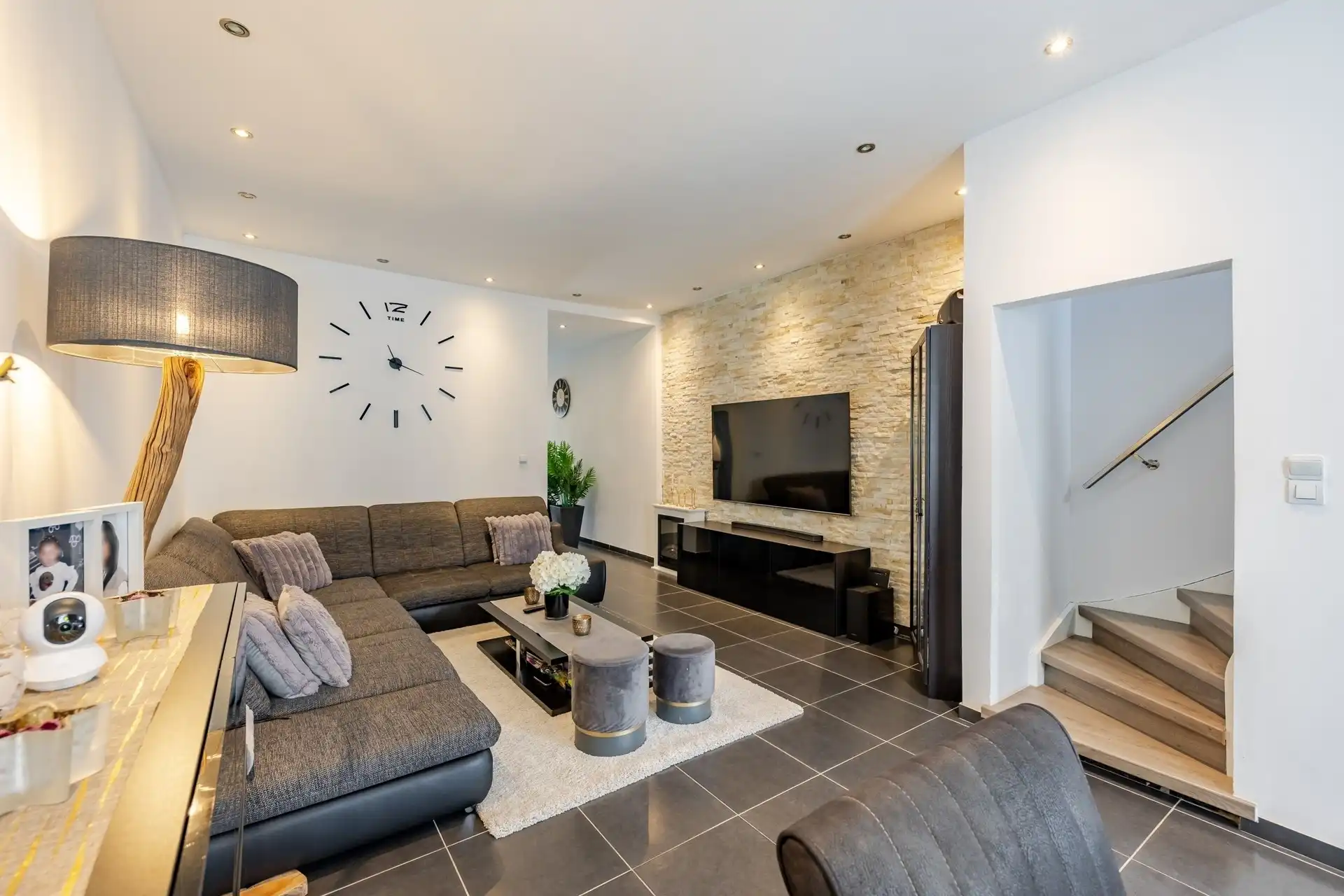 Prachtig gerenoveerde woning met 3 slks en tuin  foto 3