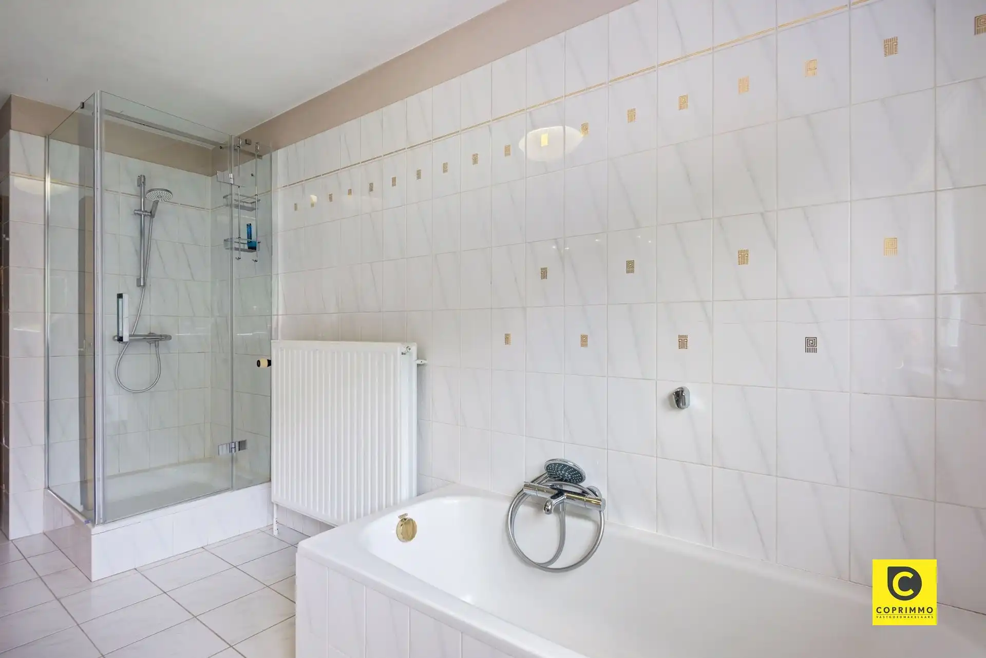 HOB: 4 slk op perceel 388 m²  foto 14