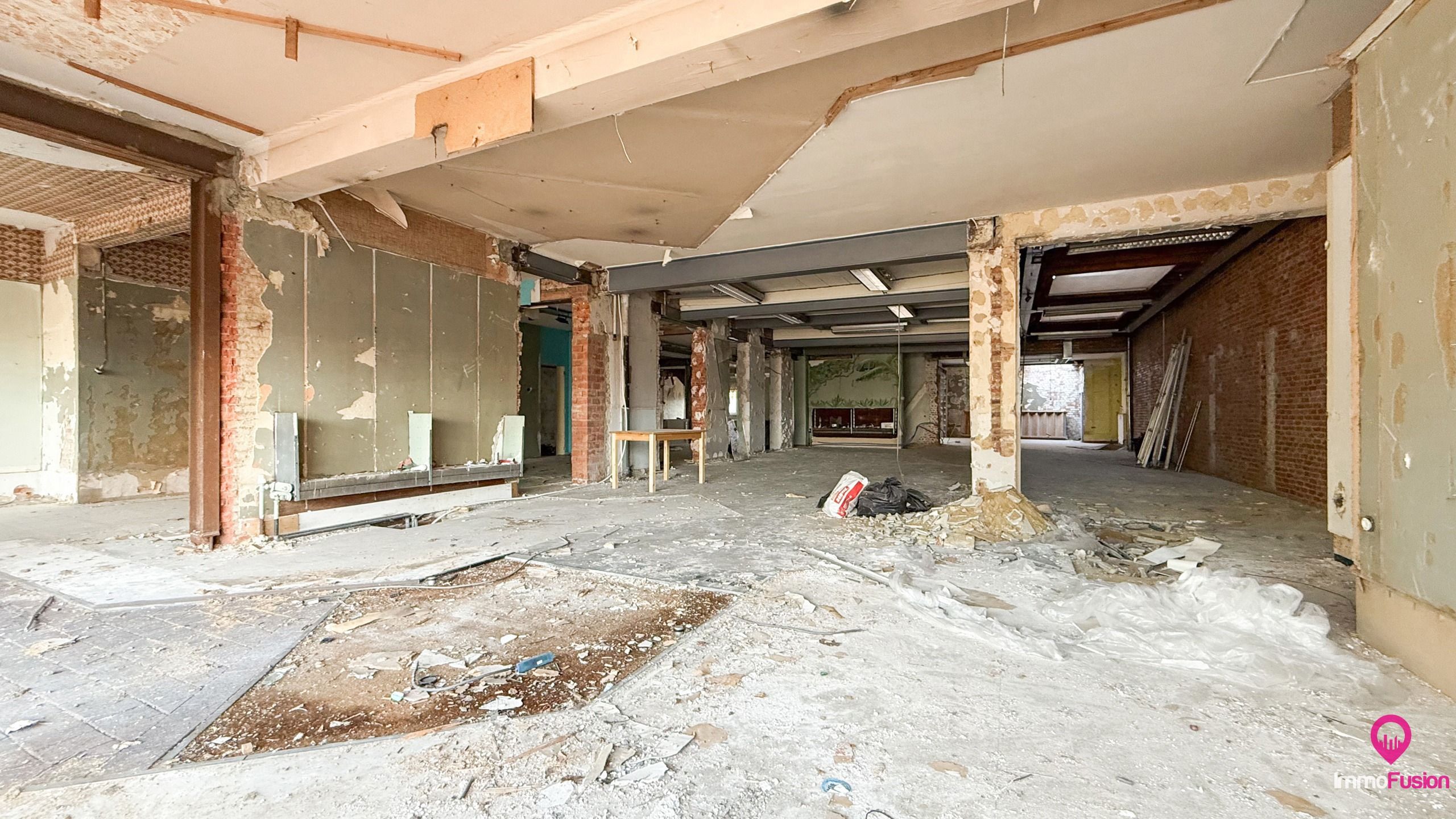 Ruim handelspand op toplocatie met woonmogelijkheid in Diest foto 11