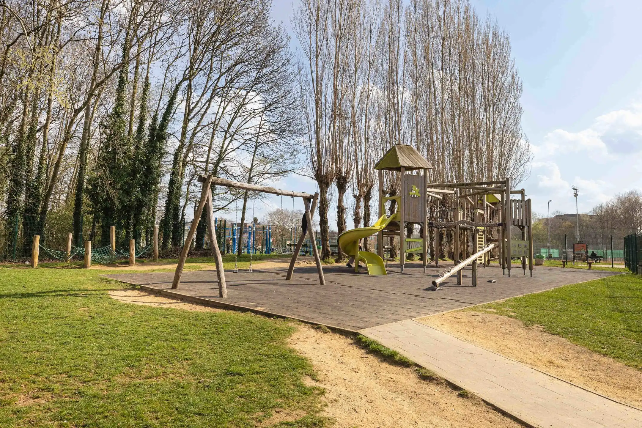 Een rendabel 2-slaapkamerappartement in 1 gegeerde omgeving foto 16