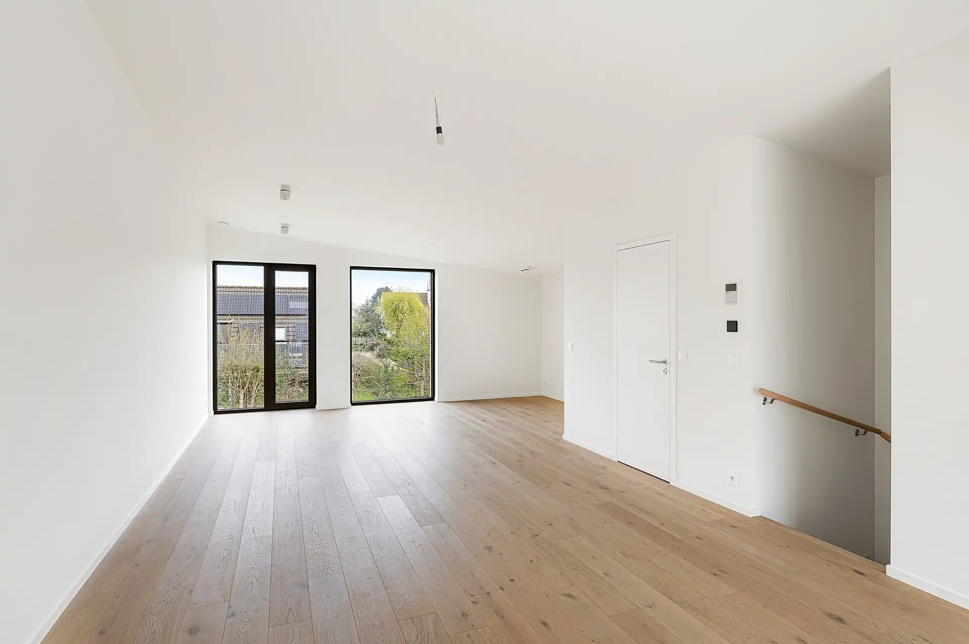 Architecturale BEN-woning met uitzonderlijke leefruimte en zonovergoten terrassen foto 3